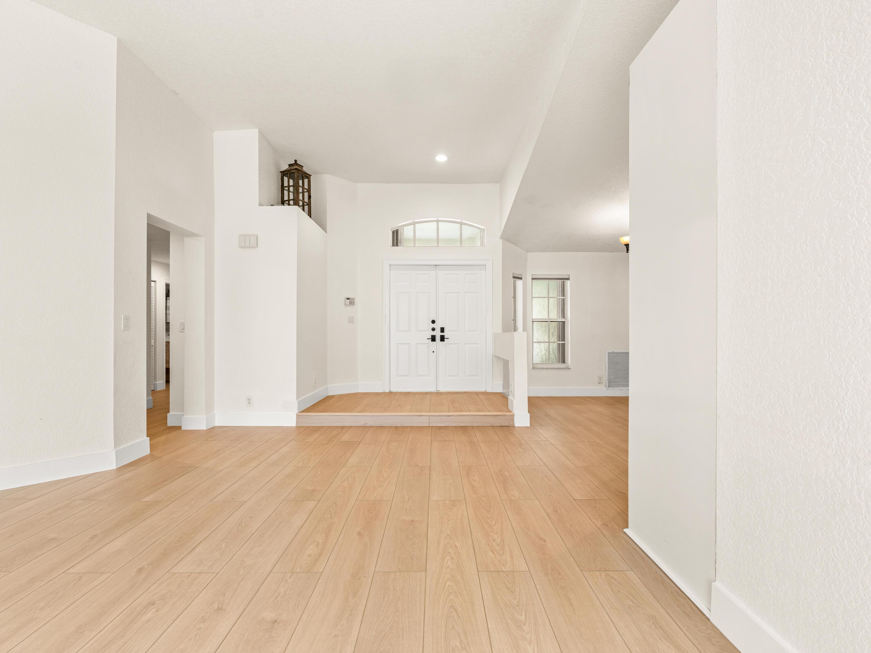 833 Heron Road, Weston, FL 33326 - Photo 4