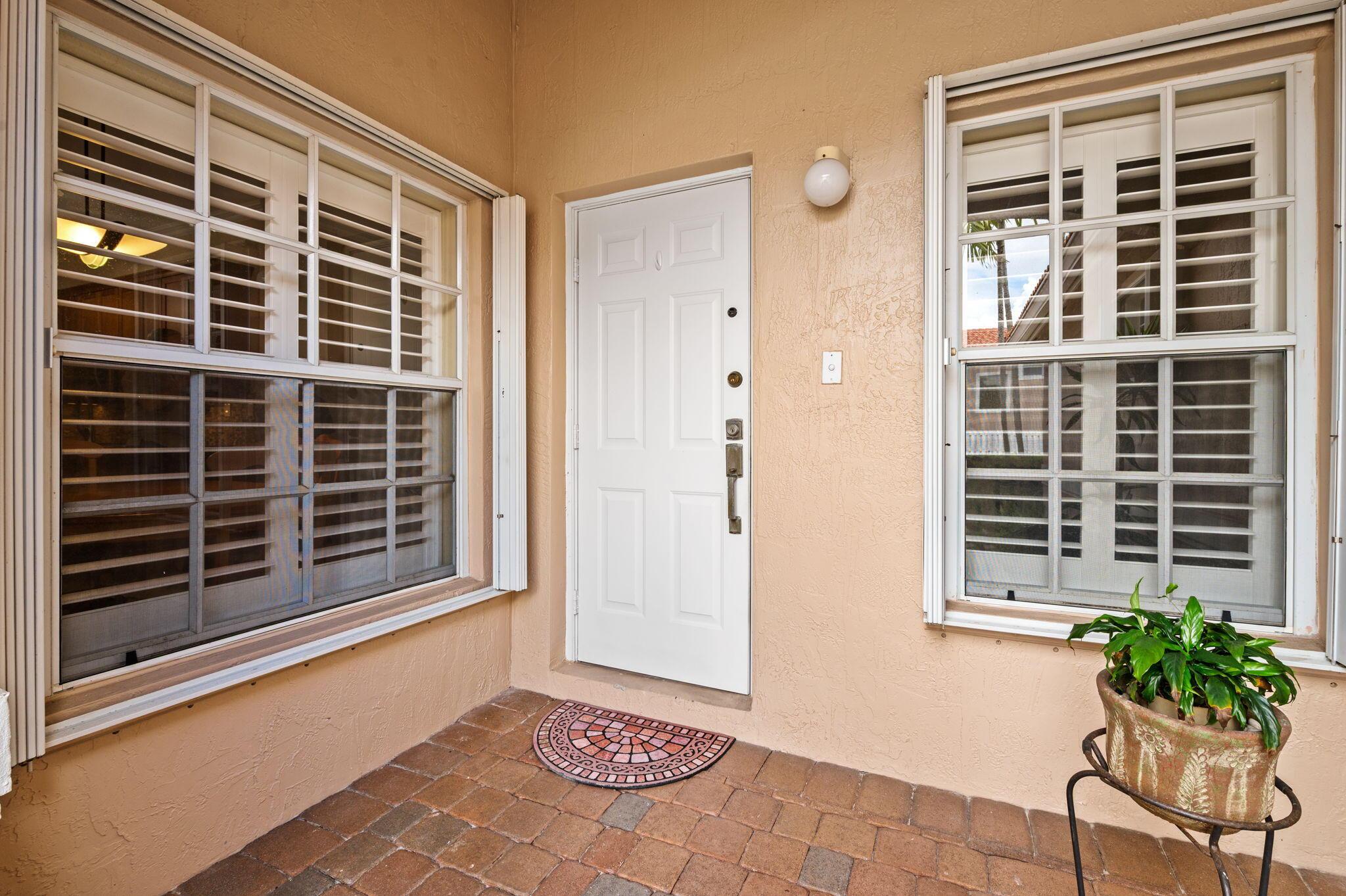 13050 NW 5th Street, Pembroke Pines, FL 33028 - Photo 5