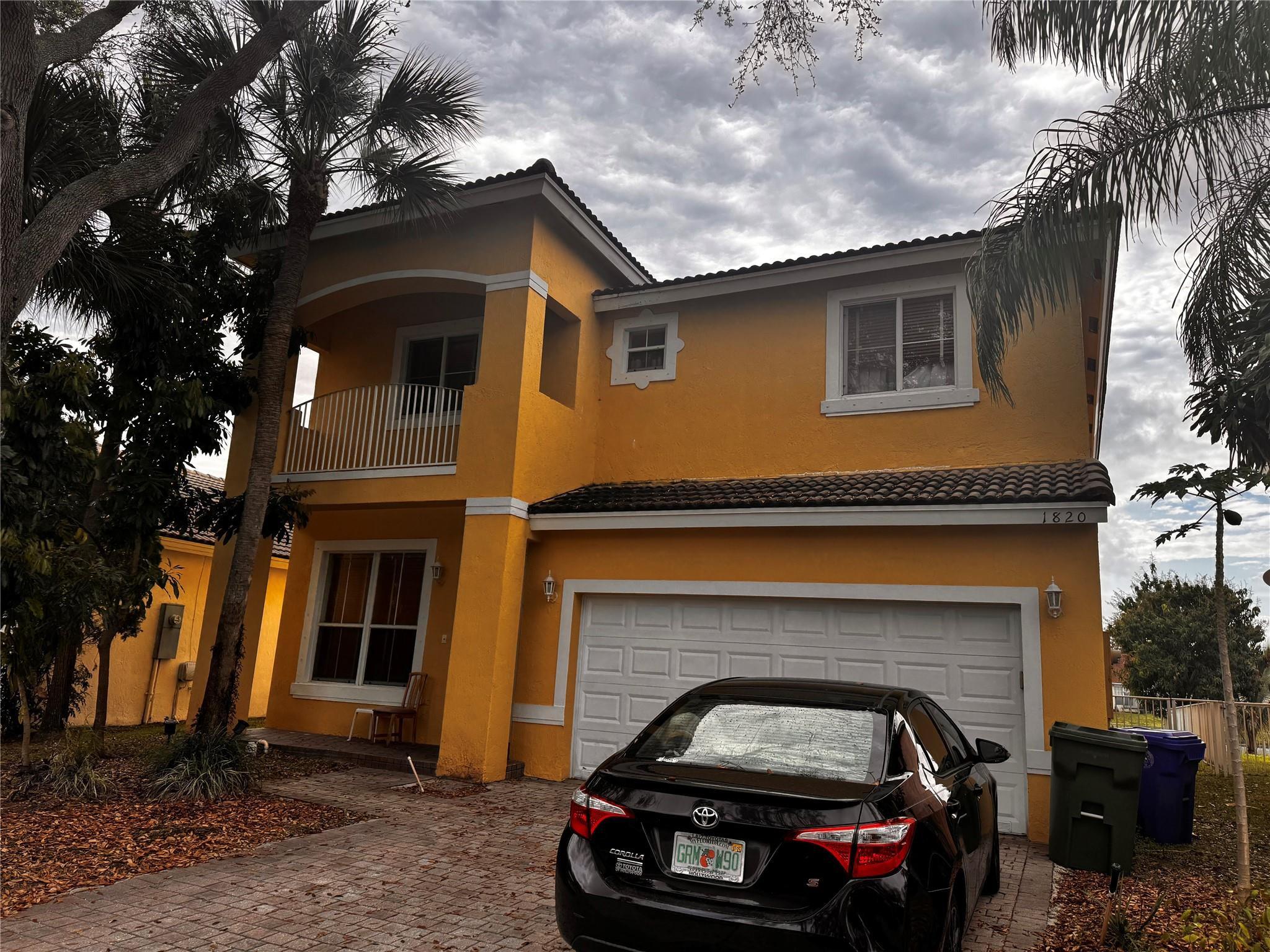 1820 NW 78th Avenue, Pembroke Pines, FL 33024 - Photo 3