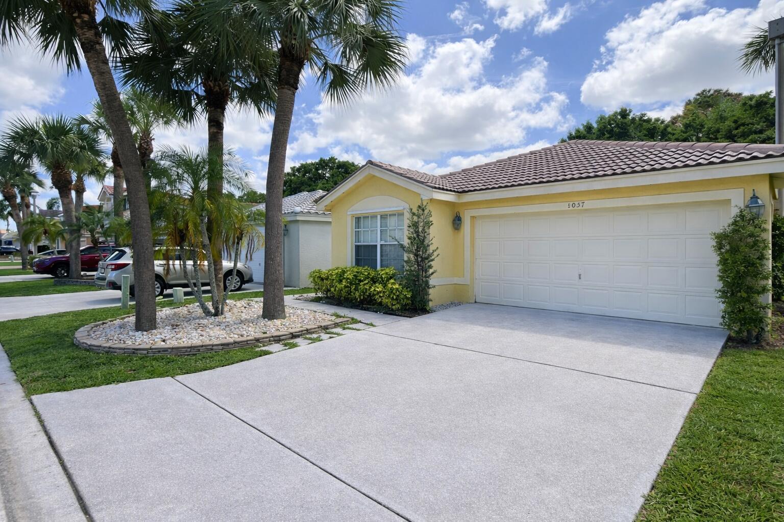 8057 Stirrup Cay Court, Boynton Beach, FL 33436 - Photo 2