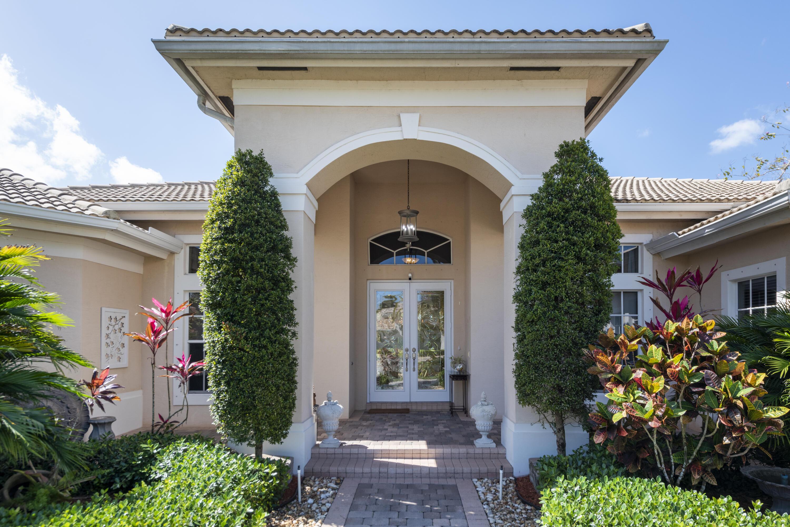 15234 SW 40th Street, Davie, FL 33331 - Photo 2