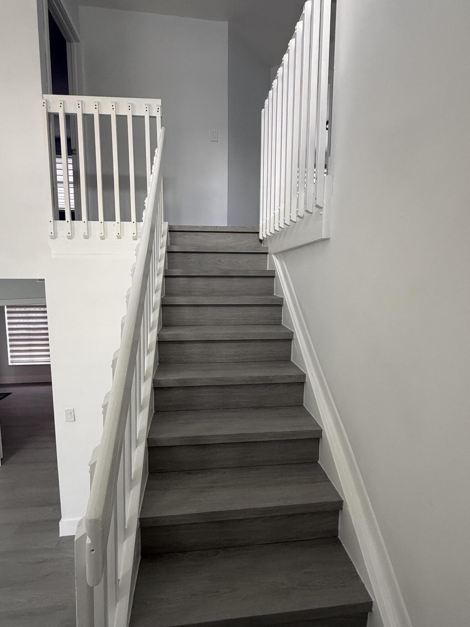 4415 SW 72nd Terrace, Davie, FL 33314 - Photo 2