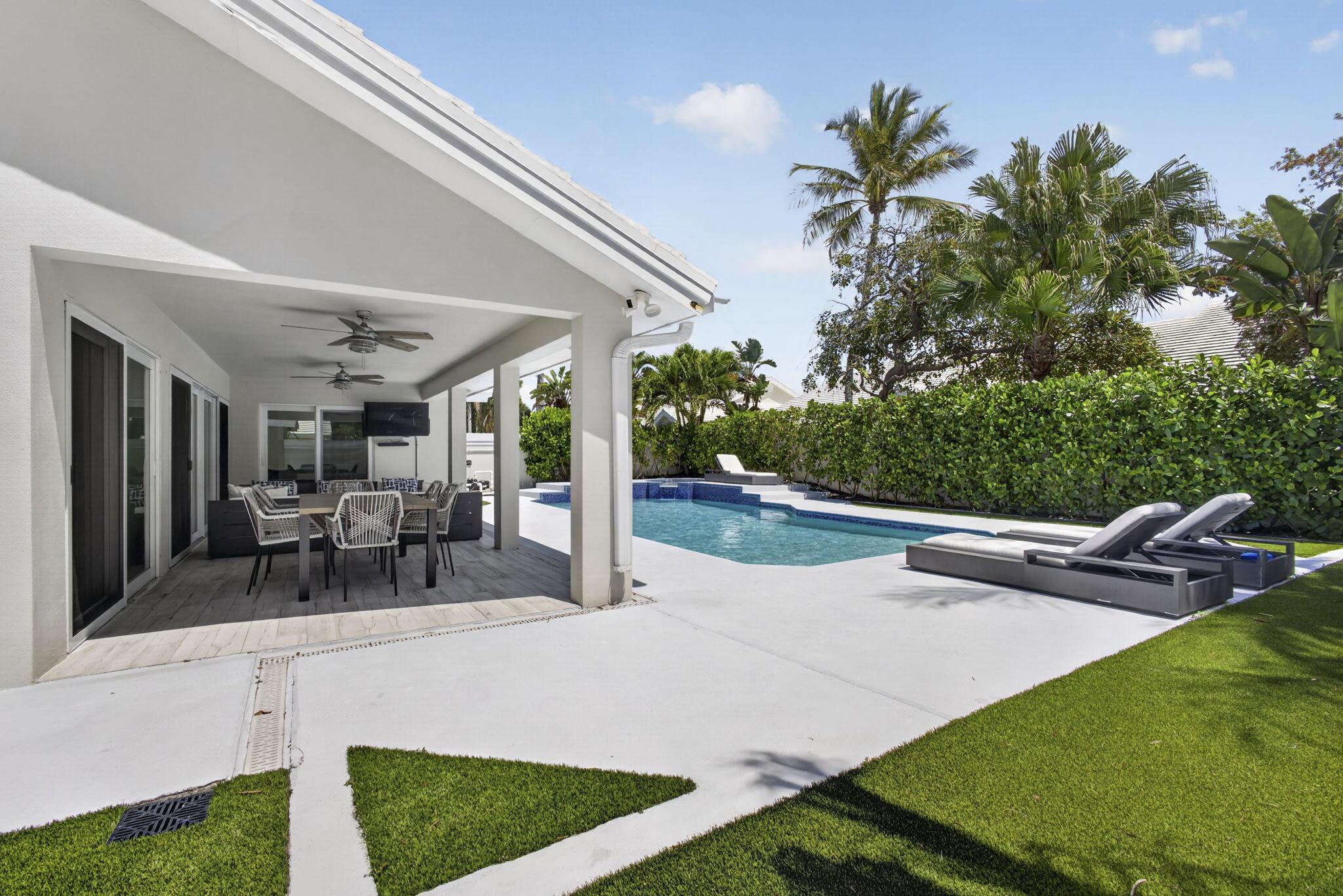 2760 White Wing Lane, West Palm Beach, FL 33409 - Photo 4