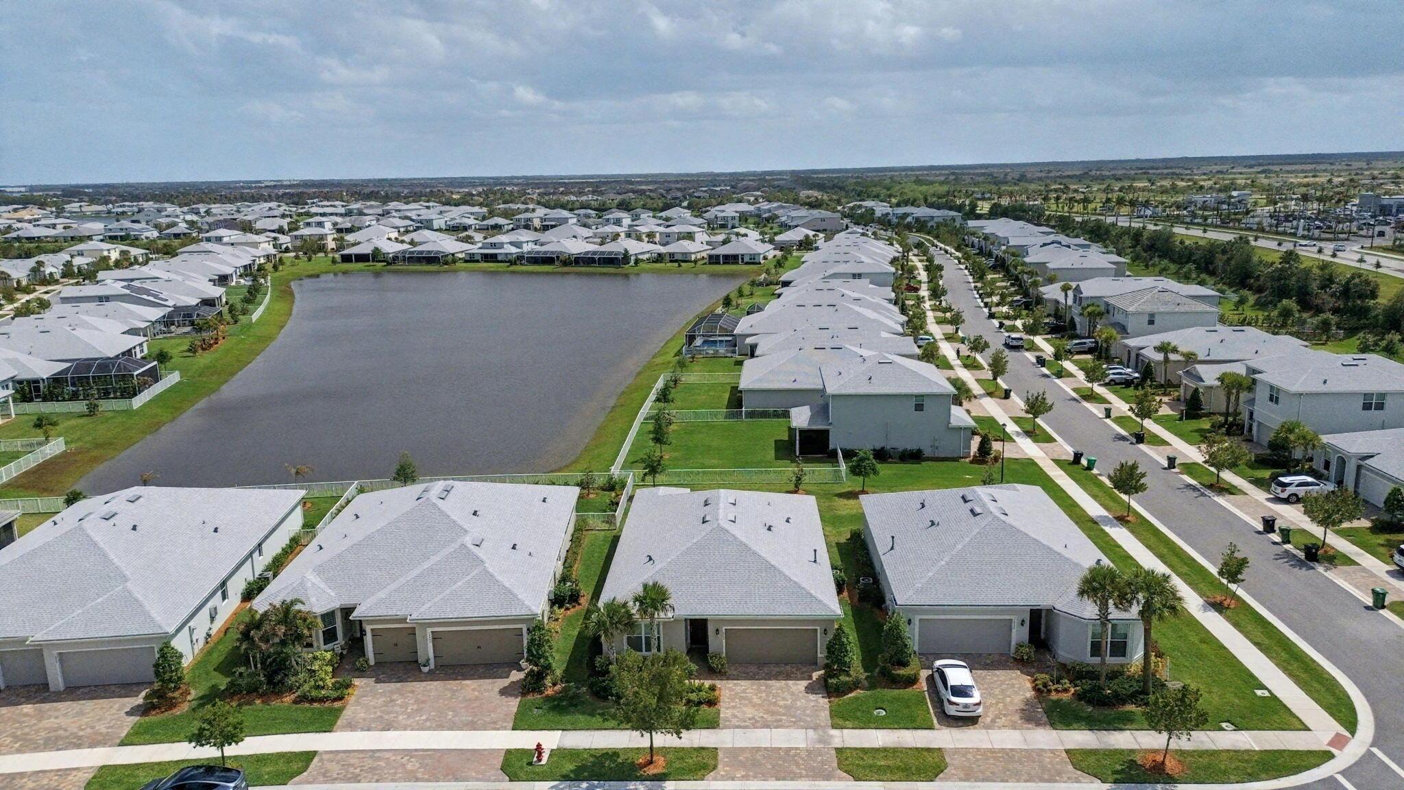 10500 SW Red Maple Way, Port St. Lucie, FL 34987 - Photo 3