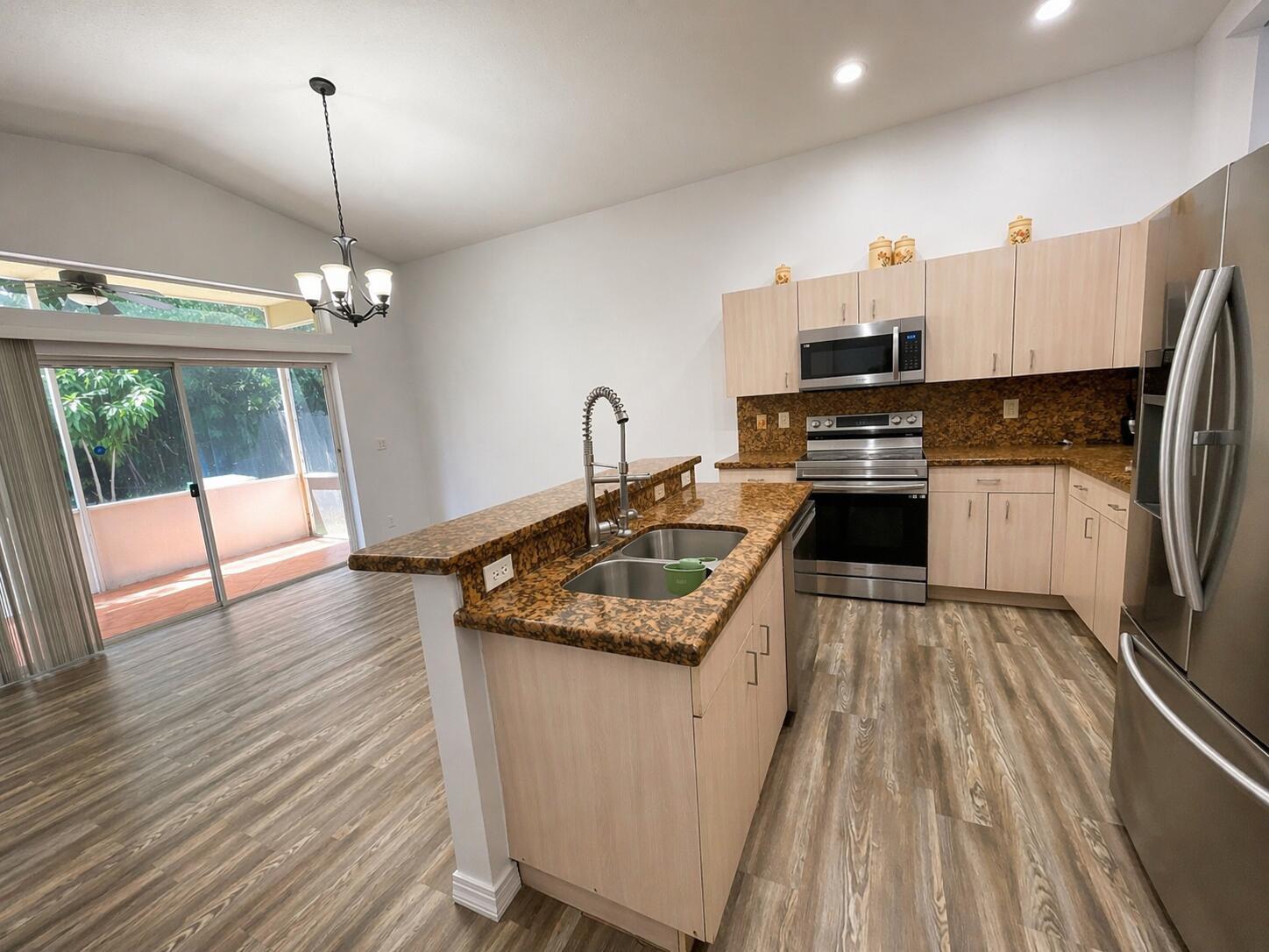 8057 Stirrup Cay Court, Boynton Beach, FL 33436 - Photo 4