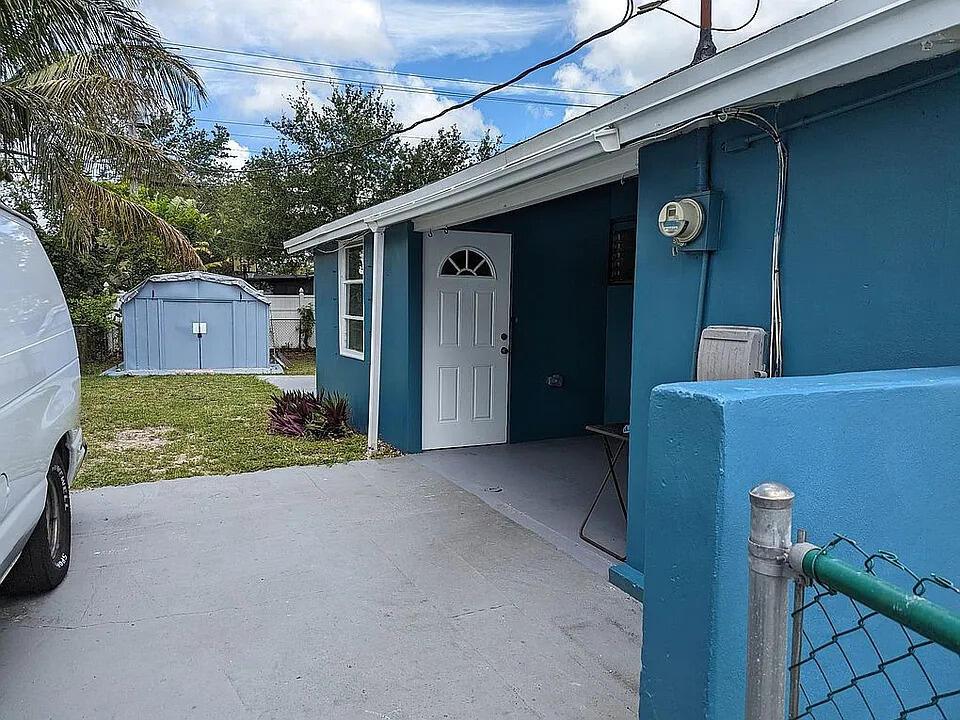 3851 SW 60th Terrace, Davie, FL 33314 - Photo 4