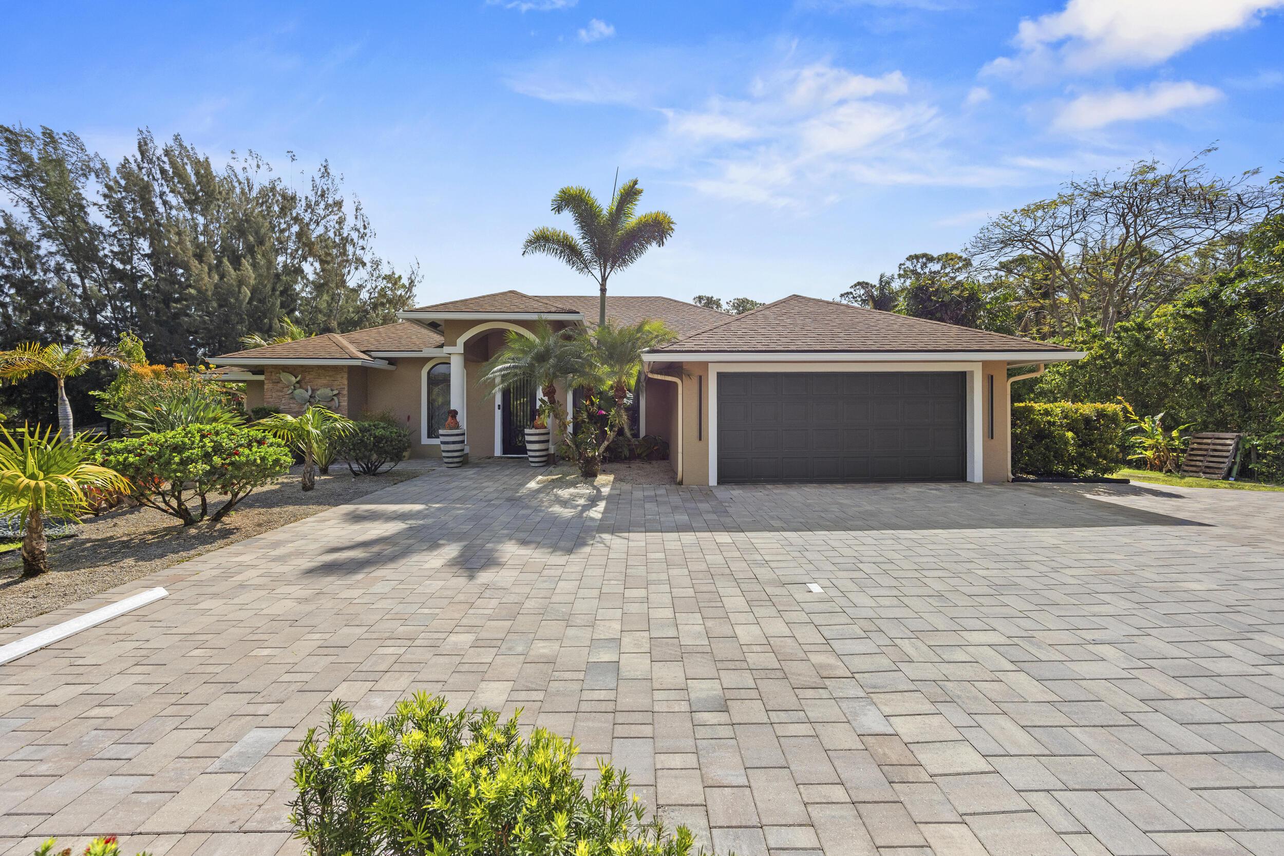 14800 April Drive, Loxahatchee Groves, FL 33470 - Photo 2