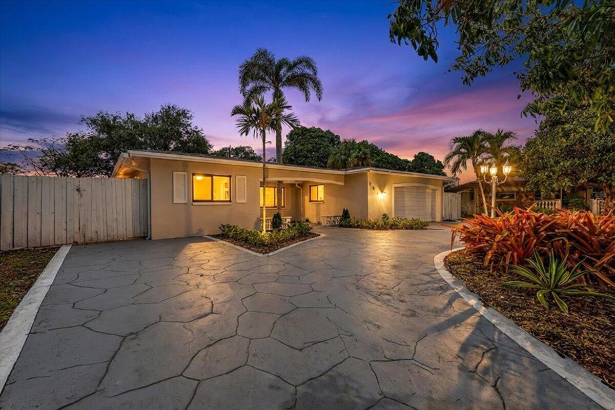 7204 Mckinley Street, Hollywood, FL 33024 - Photo 2