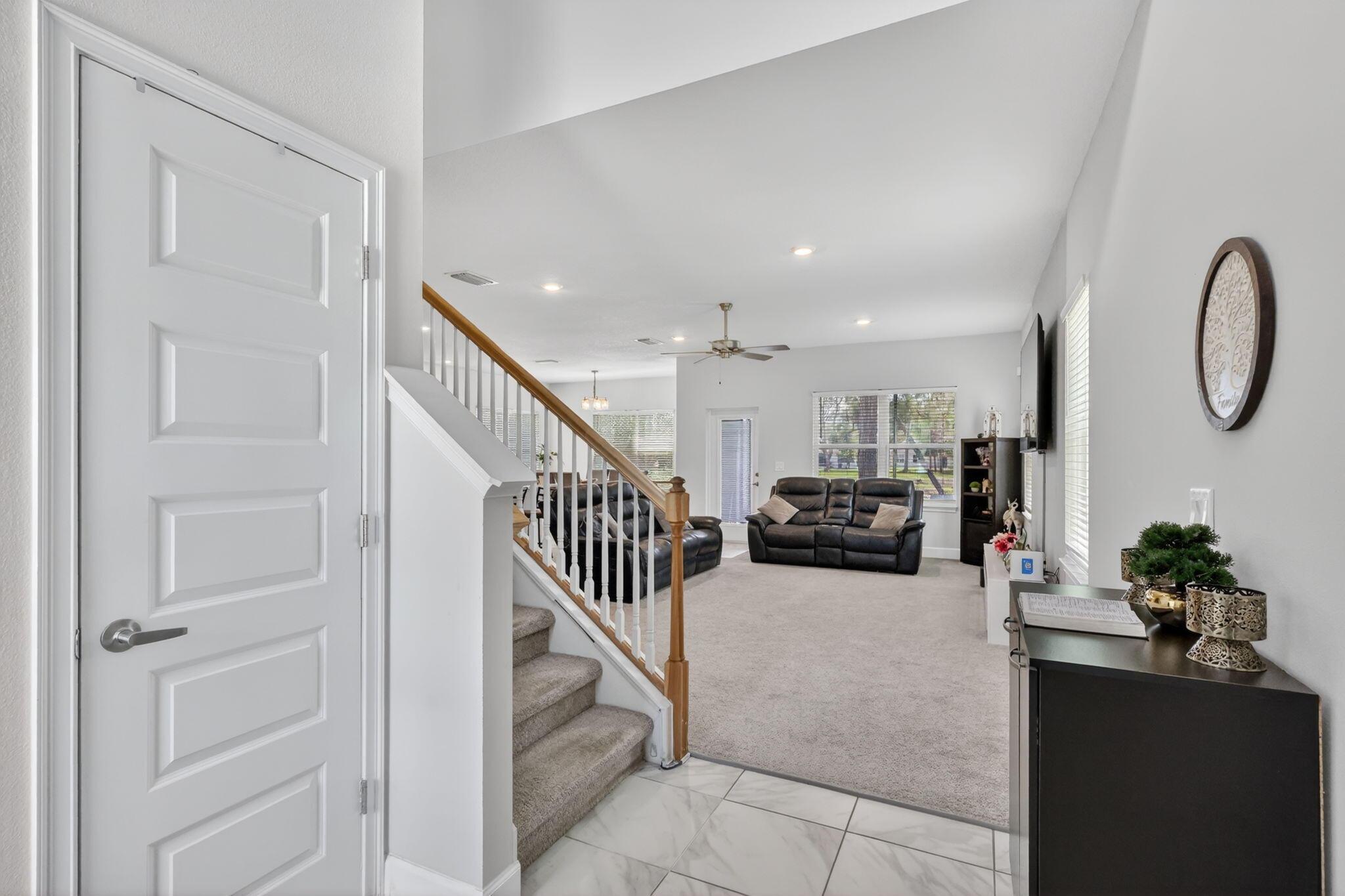 674 NE Turtleback Trail, Port St. Lucie, FL 34983 - Photo 3