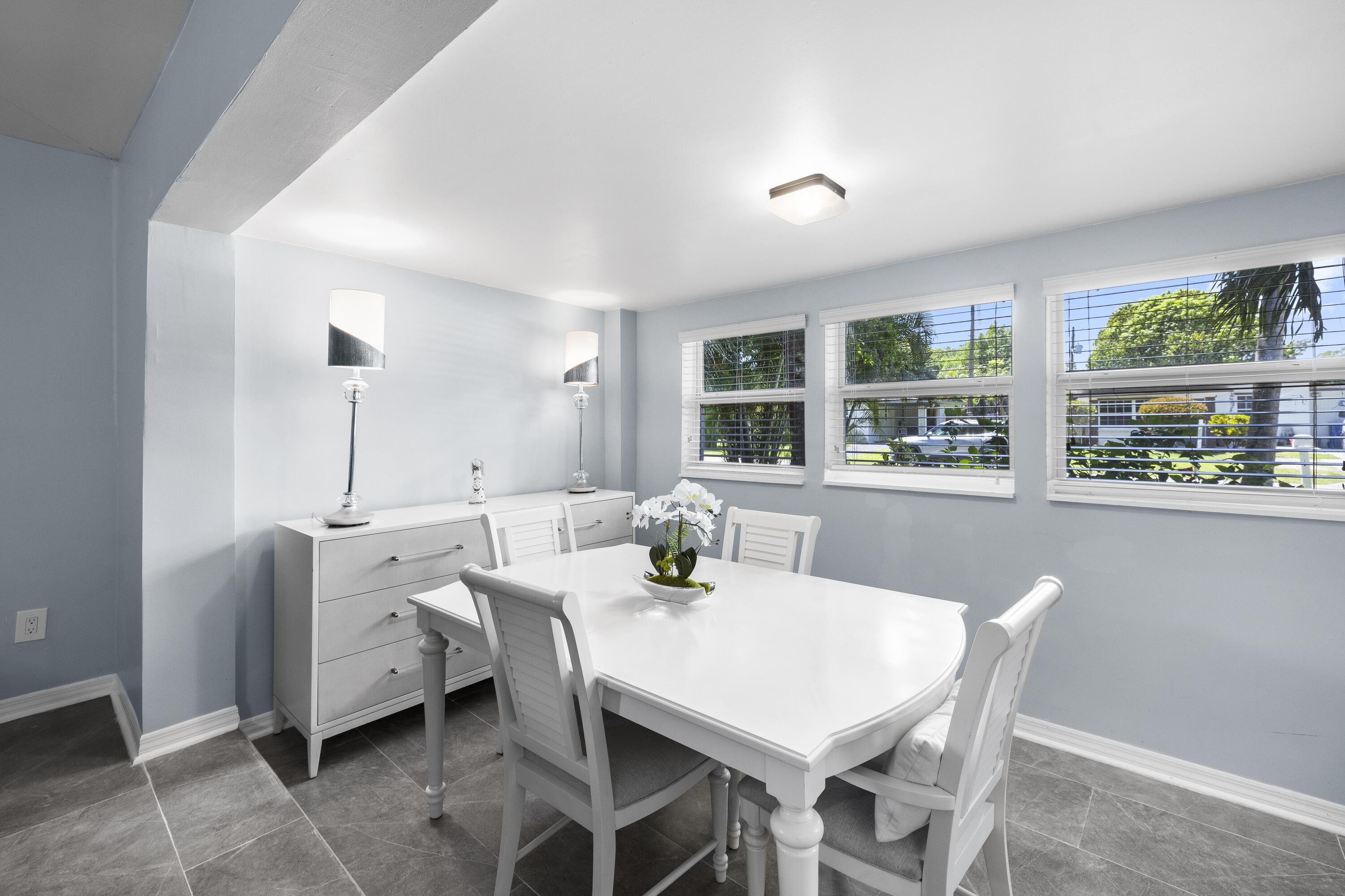 2660 SW 12th Terrace, Fort Lauderdale, FL 33315 - Photo 5