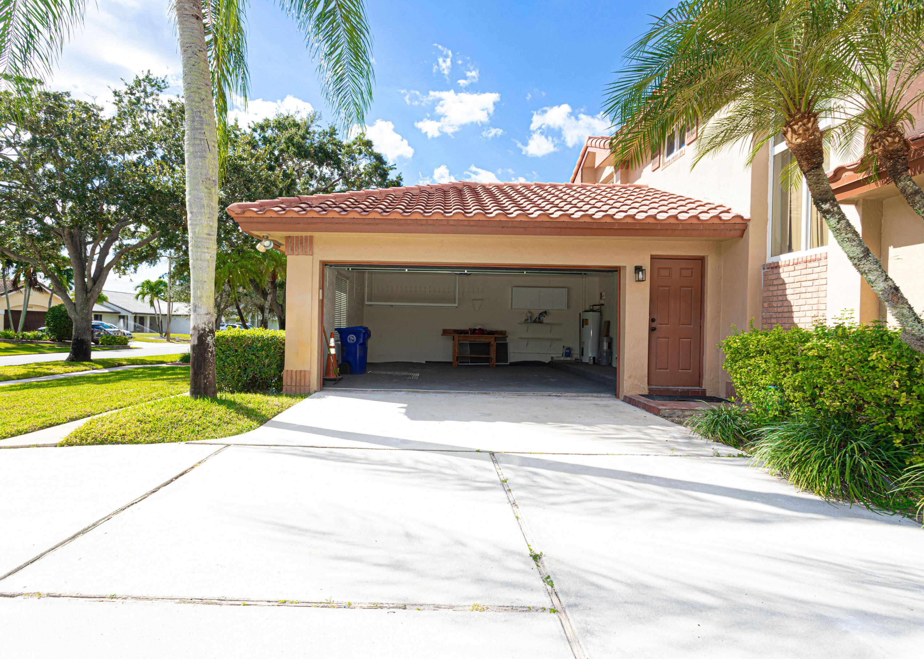 19921 NW 4th Street, Pembroke Pines, FL 33029 - Photo 3