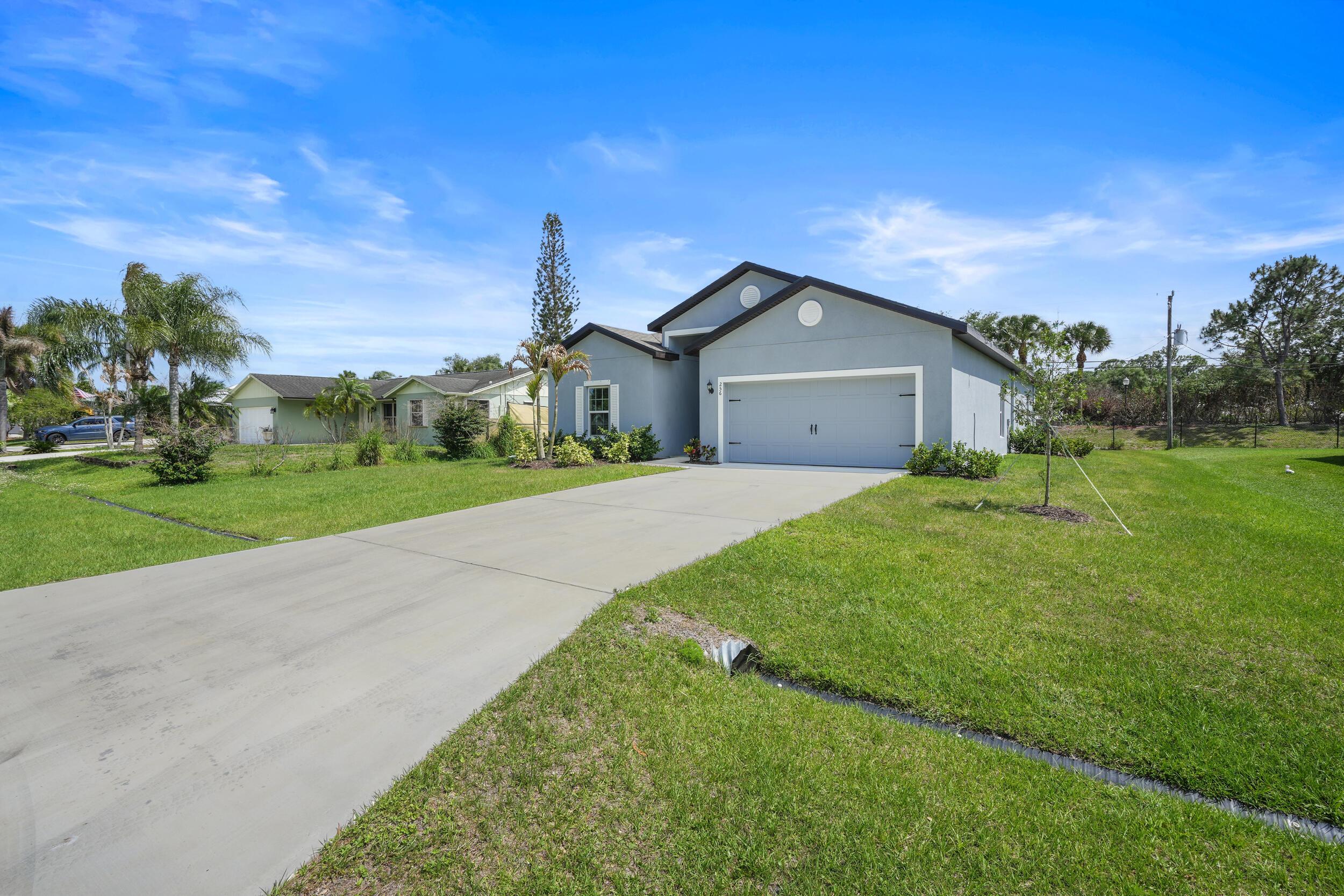 256 SW Grove Avenue, Port St. Lucie, FL 34983 - Photo 4