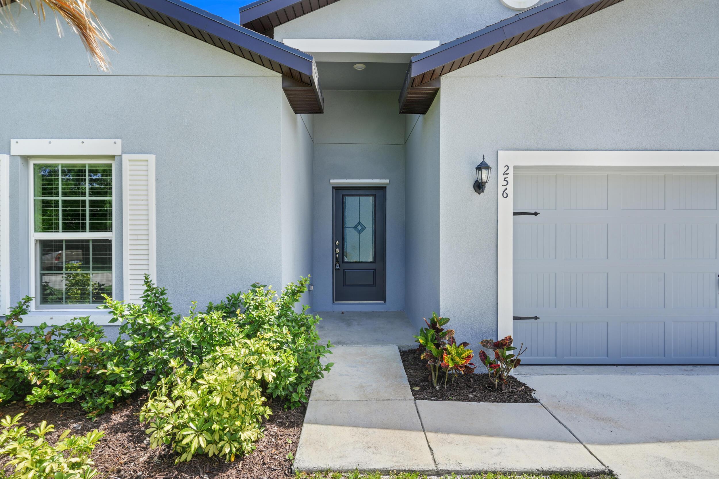 256 SW Grove Avenue, Port St. Lucie, FL 34983 - Photo 2