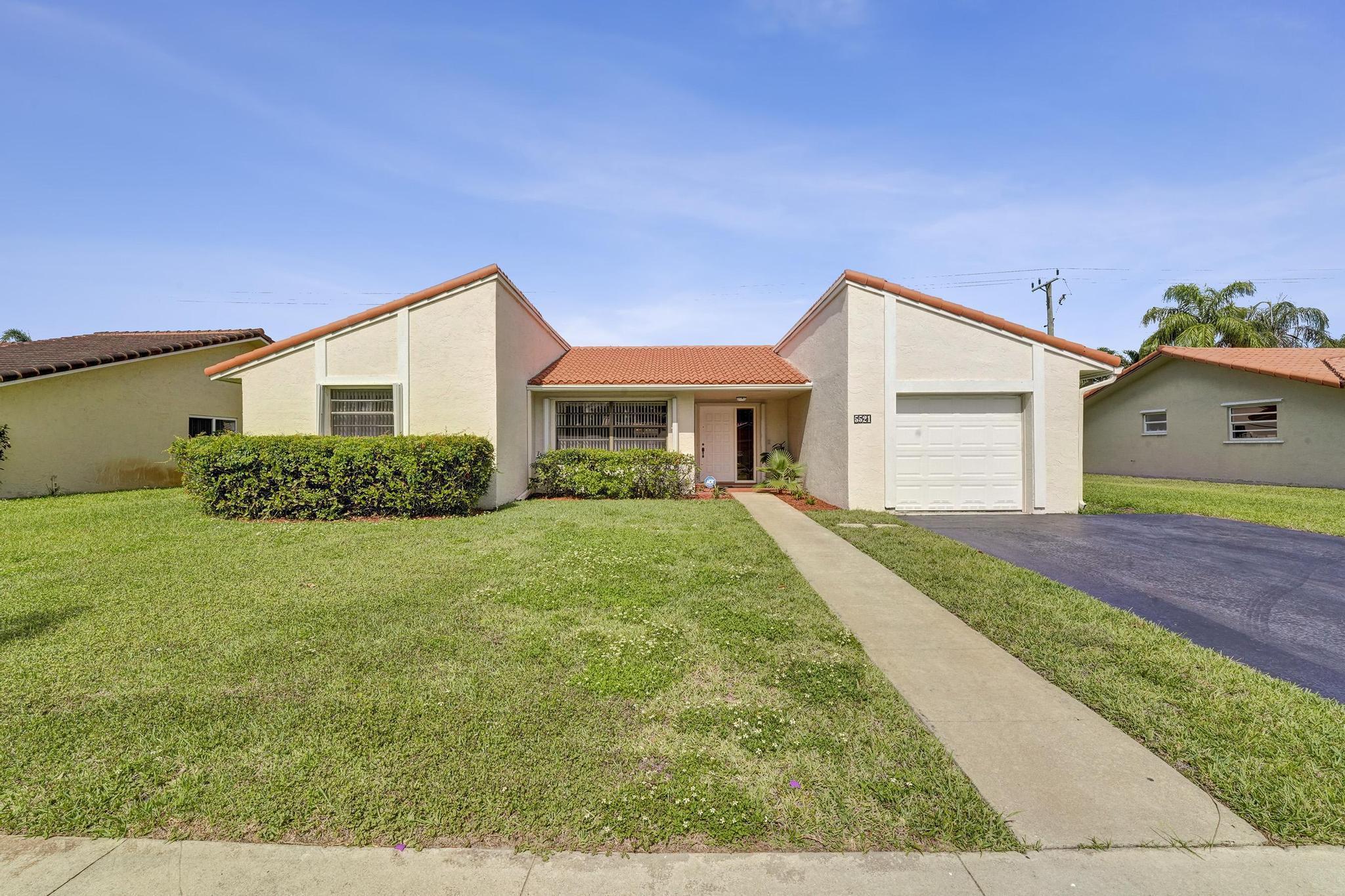 5521 SW 114 Avenue, Cooper City, FL 33330, Cooper City