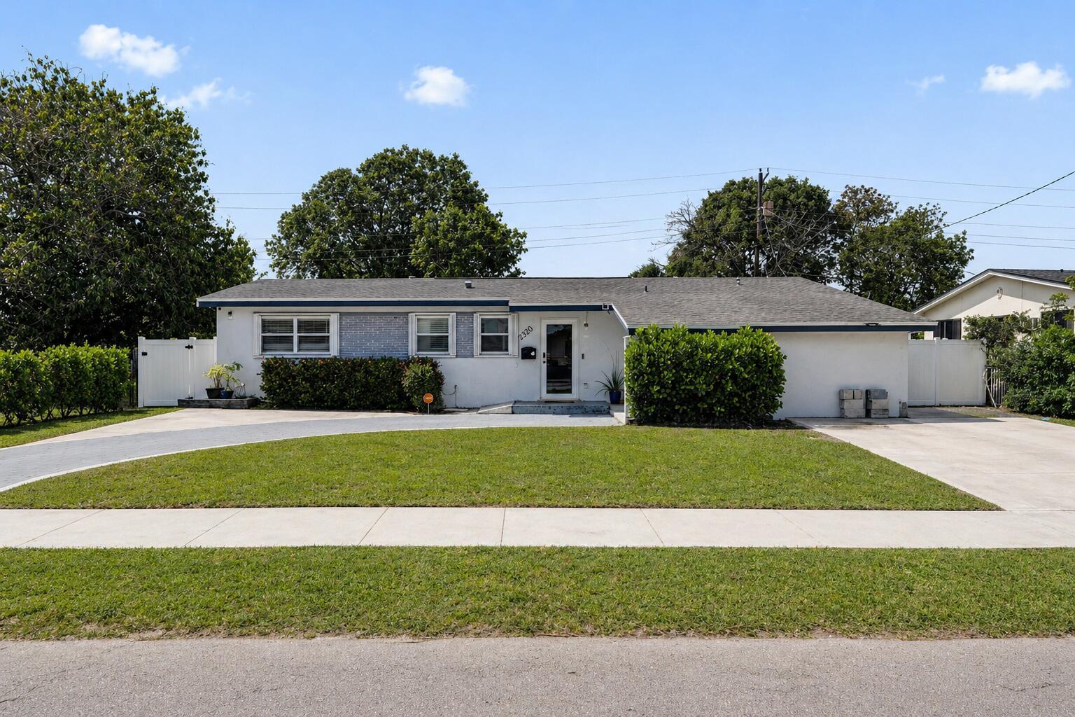 2320 NW 191st Terrace, Miami Gardens, FL 33056 - Photo 3