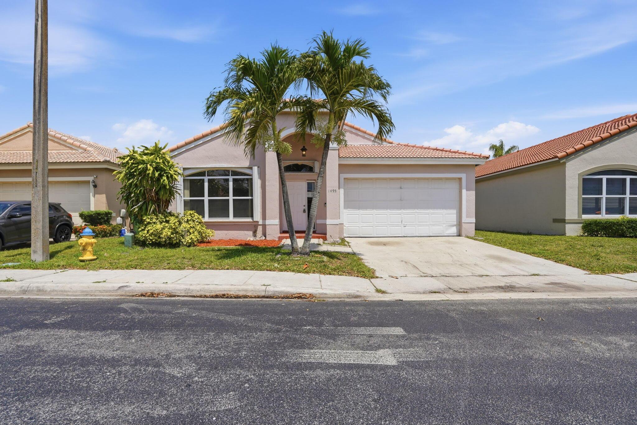 1495 SW 105th Avenue, Pembroke Pines, FL 33025, Pembroke Pines