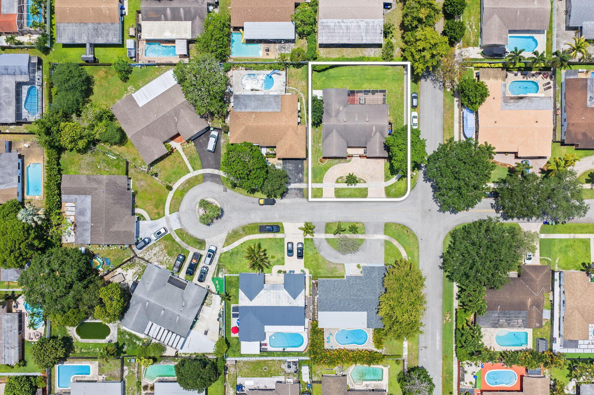 8350 NW 23rd Street, Pembroke Pines, FL 33024 - Photo 3