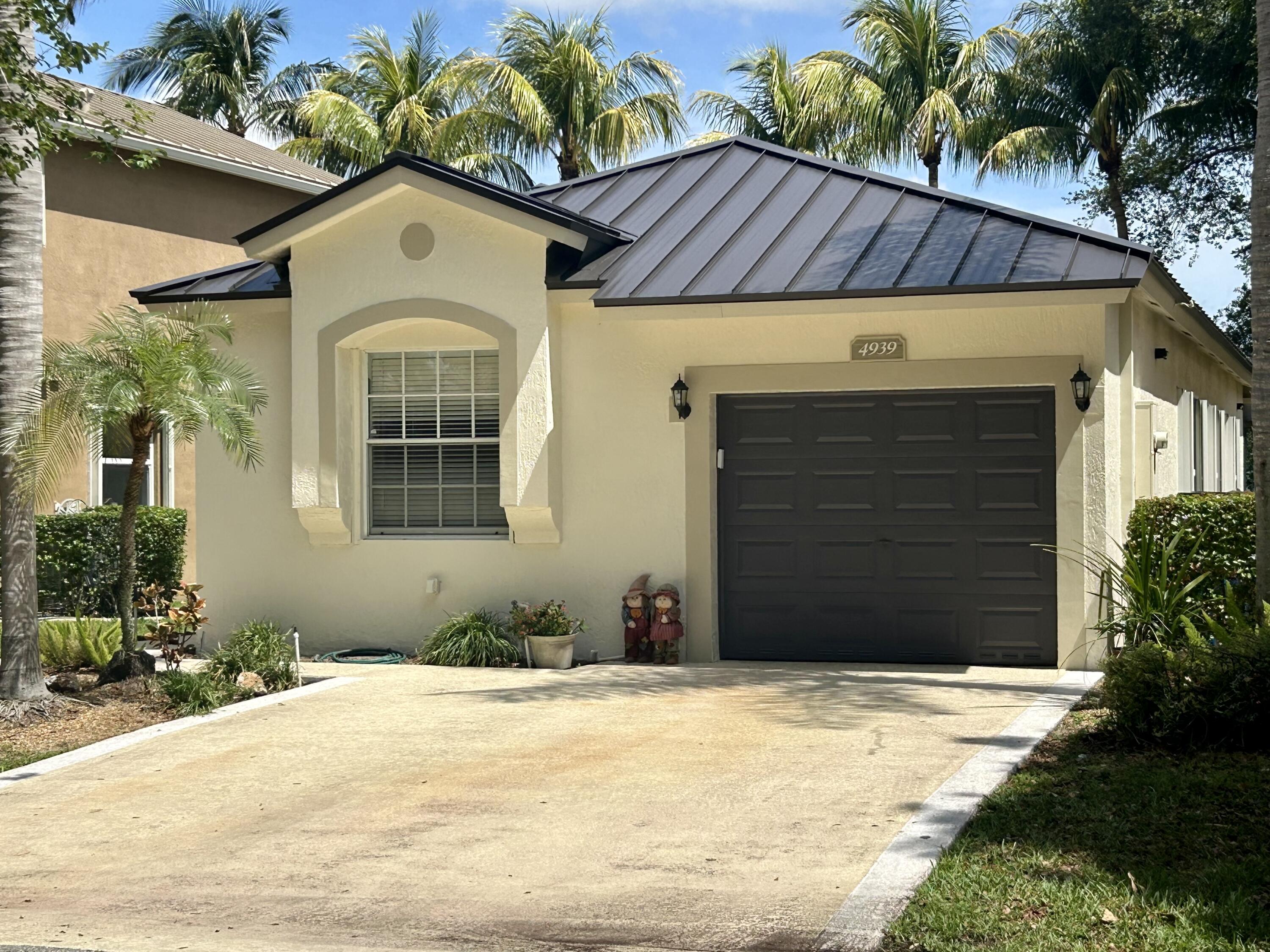 4939 Pelican Street, Coconut Creek, FL 33073 - Photo 3