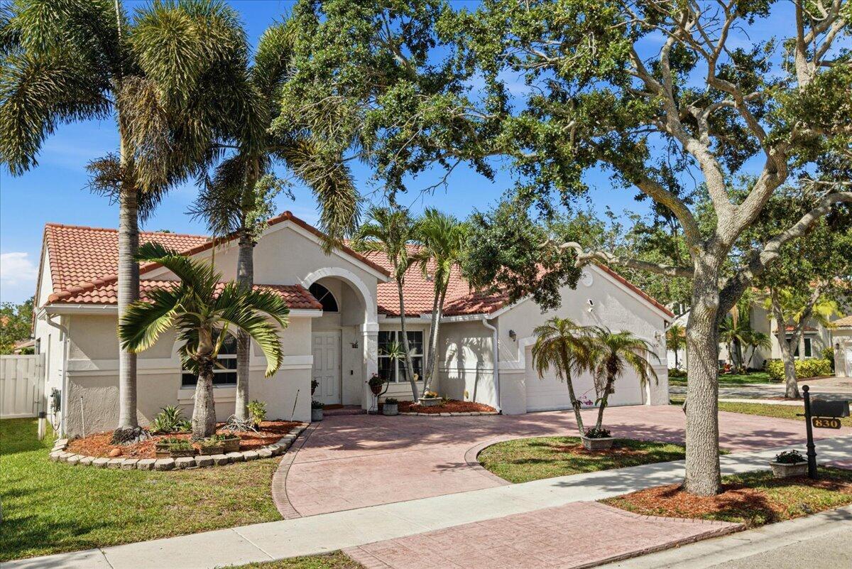 830 Heritage Drive, Weston, FL 33326 - Photo 4