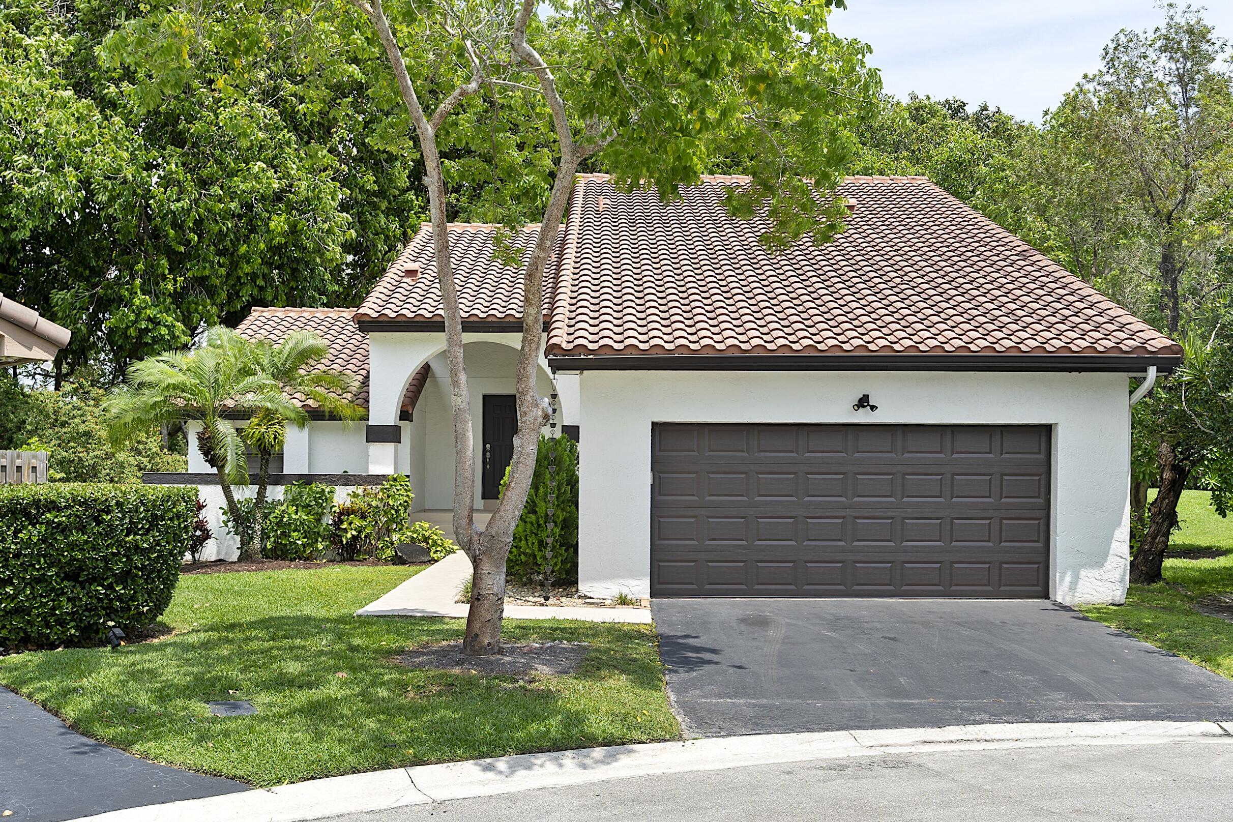 1955 Sacramento, Weston, FL 33326 - Photo 3
