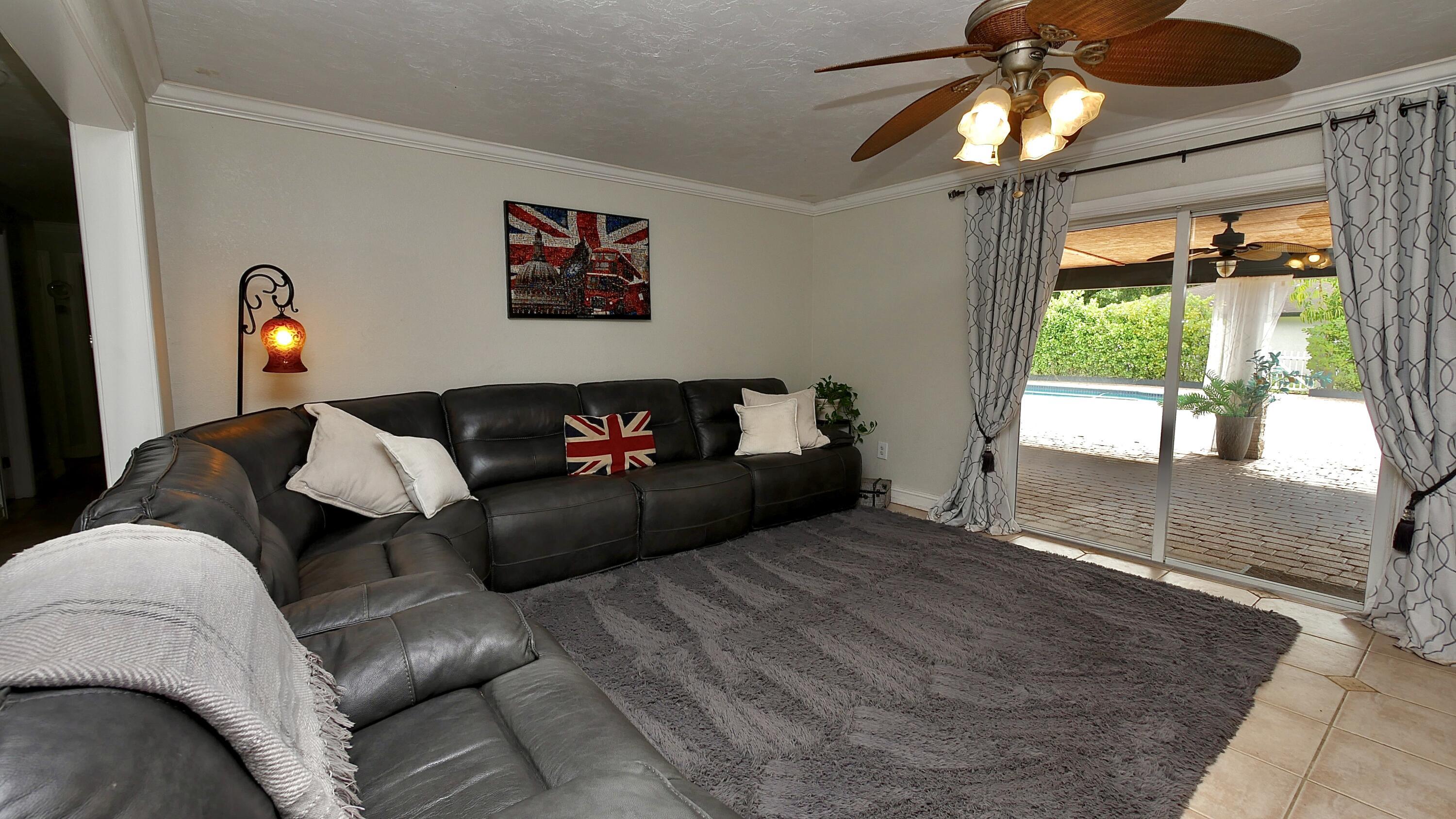 5191 SW 109th Avenue, Davie, FL 33328 - Photo 3
