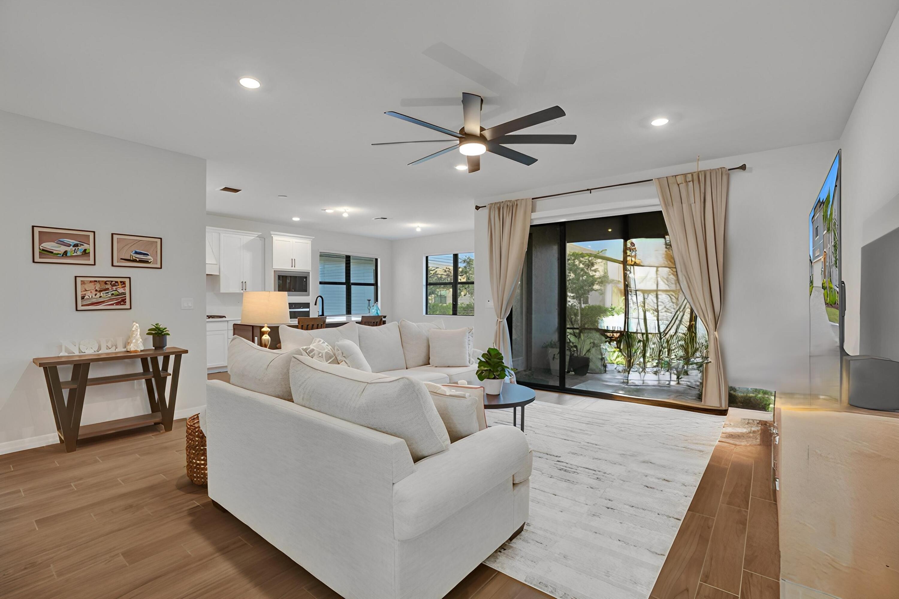 4422 S Silverwood Lane, Fort Lauderdale, FL 33309 - Photo 4