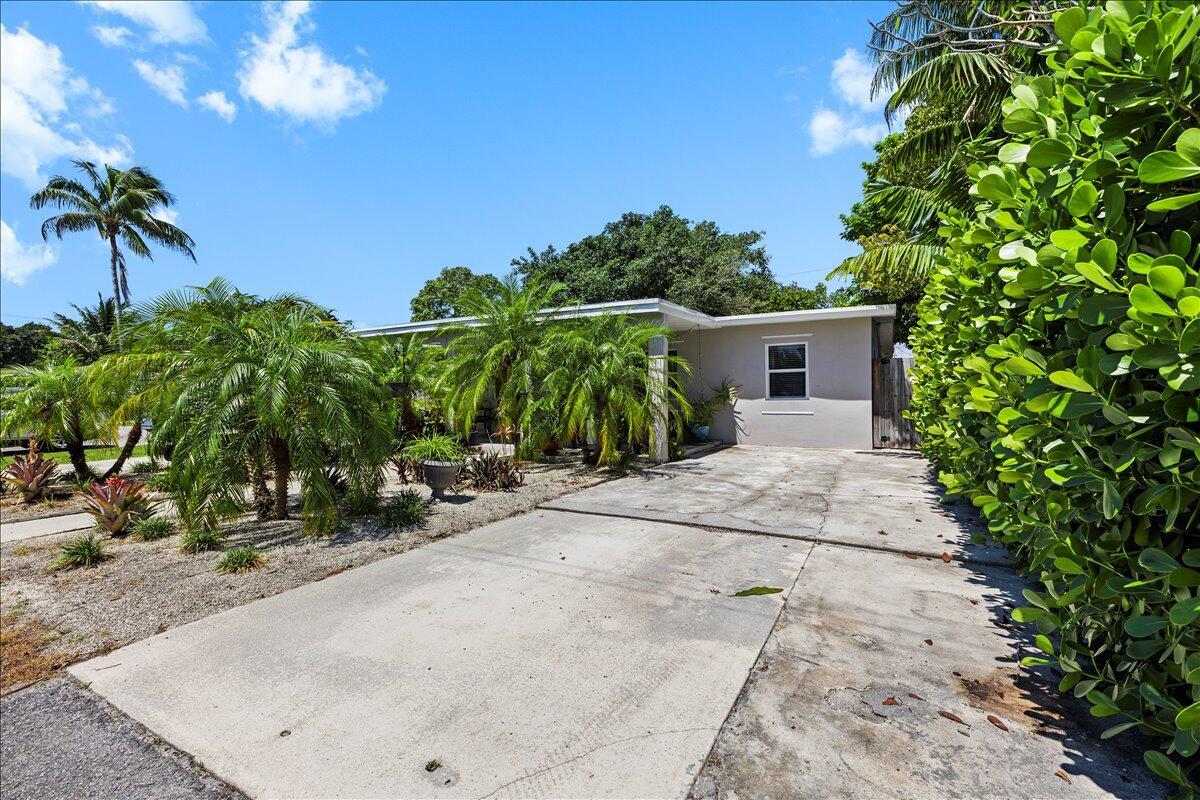 1421 NW 7th Terrace, Fort Lauderdale, FL 33311 - Photo 5