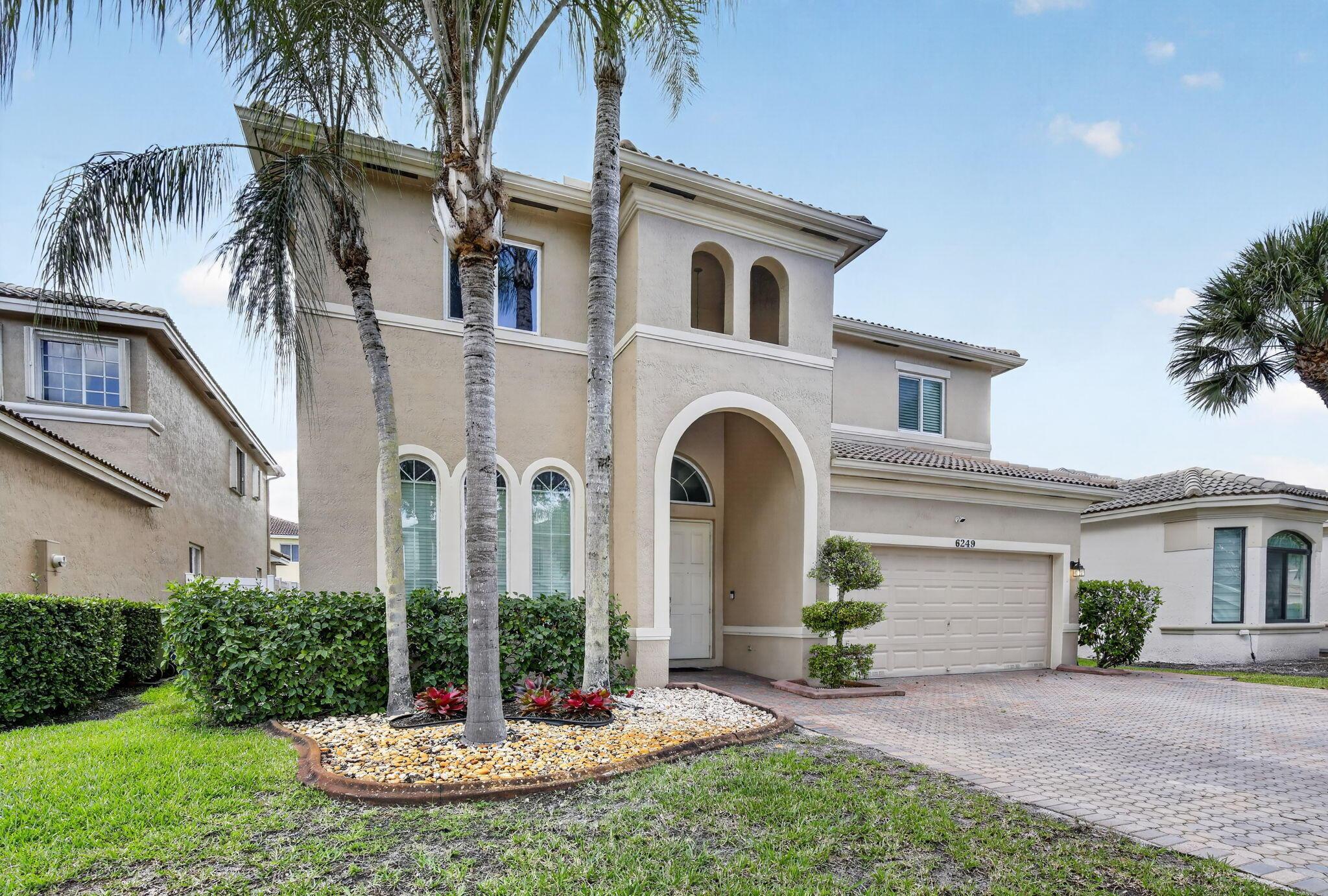 6249 SW 194th Avenue, Pembroke Pines, FL 33332 - Photo 2