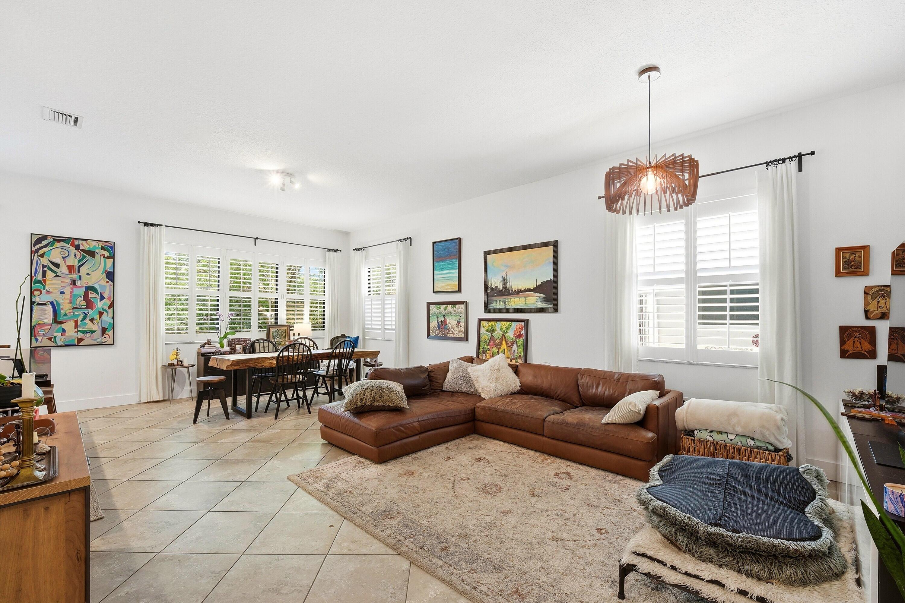3564 SW 92nd Avenue, Pembroke Pines, FL 33025 - Photo 3