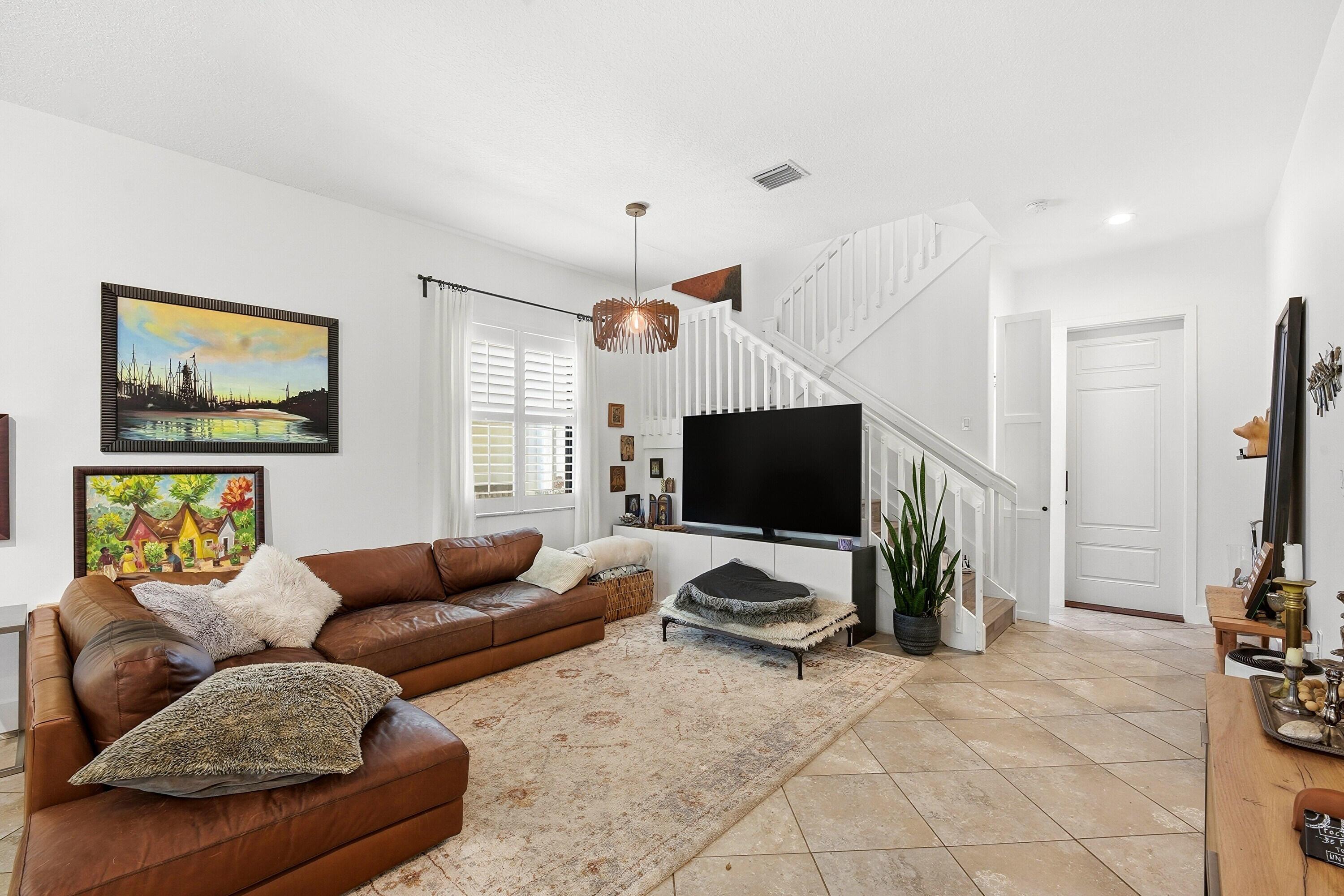 3564 SW 92nd Avenue, Pembroke Pines, FL 33025 - Photo 4