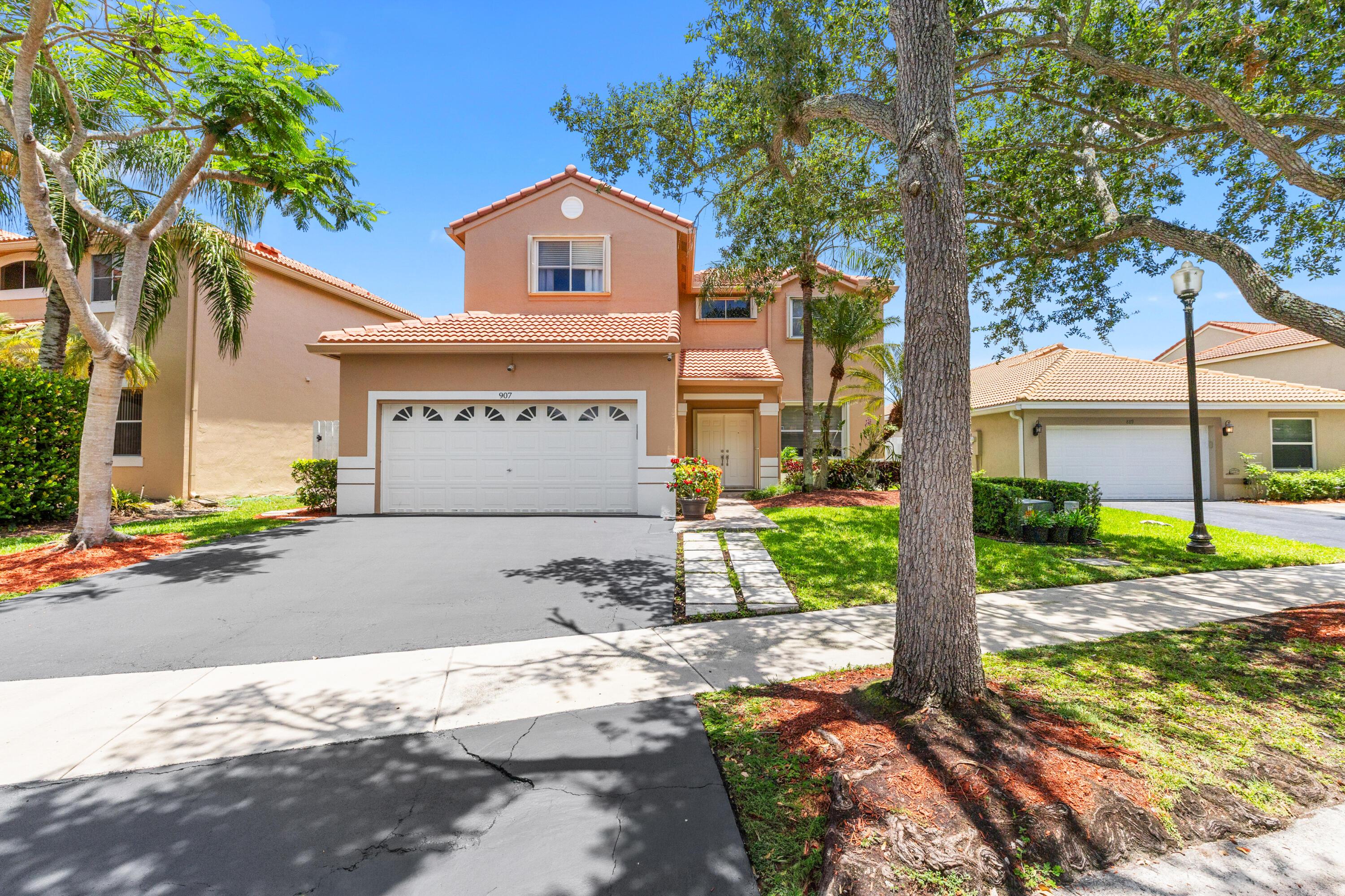 907 Stanton Drive, Weston, FL 33326 - Photo 2