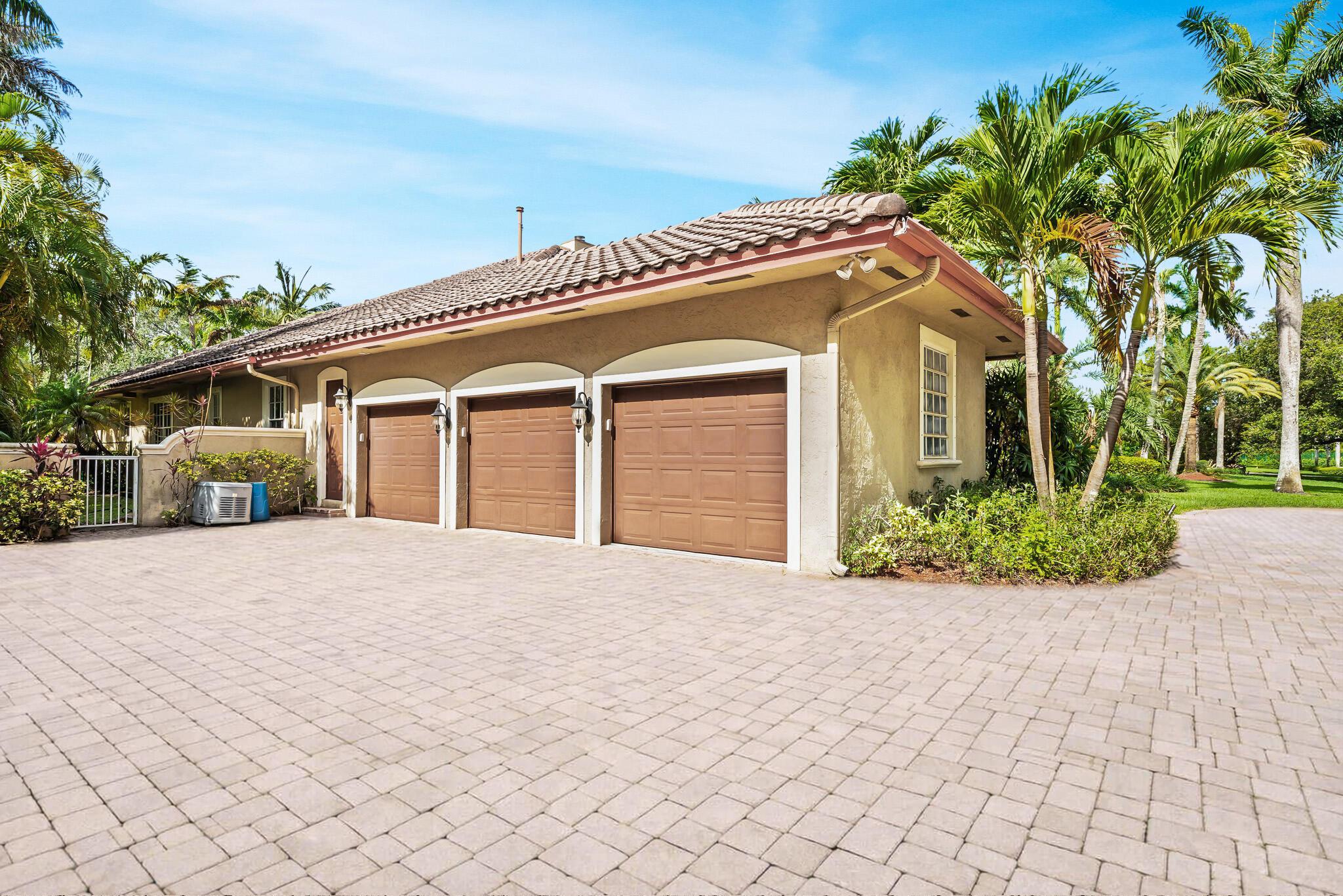 11980 Piccadilly Place, Davie, FL 33325 - Photo 3