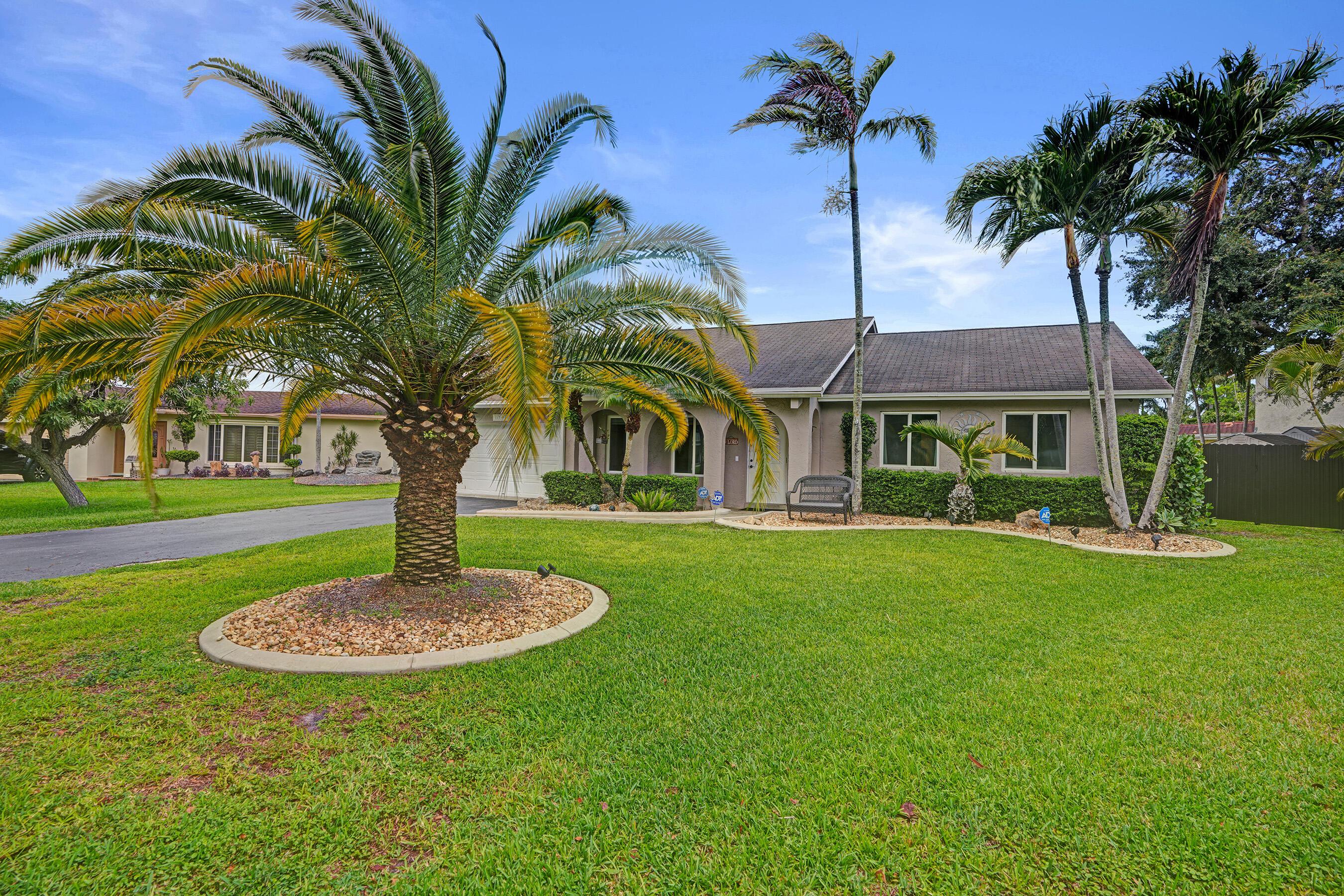 10141 SW 49th Court, Cooper City, FL 33328 - Photo 3