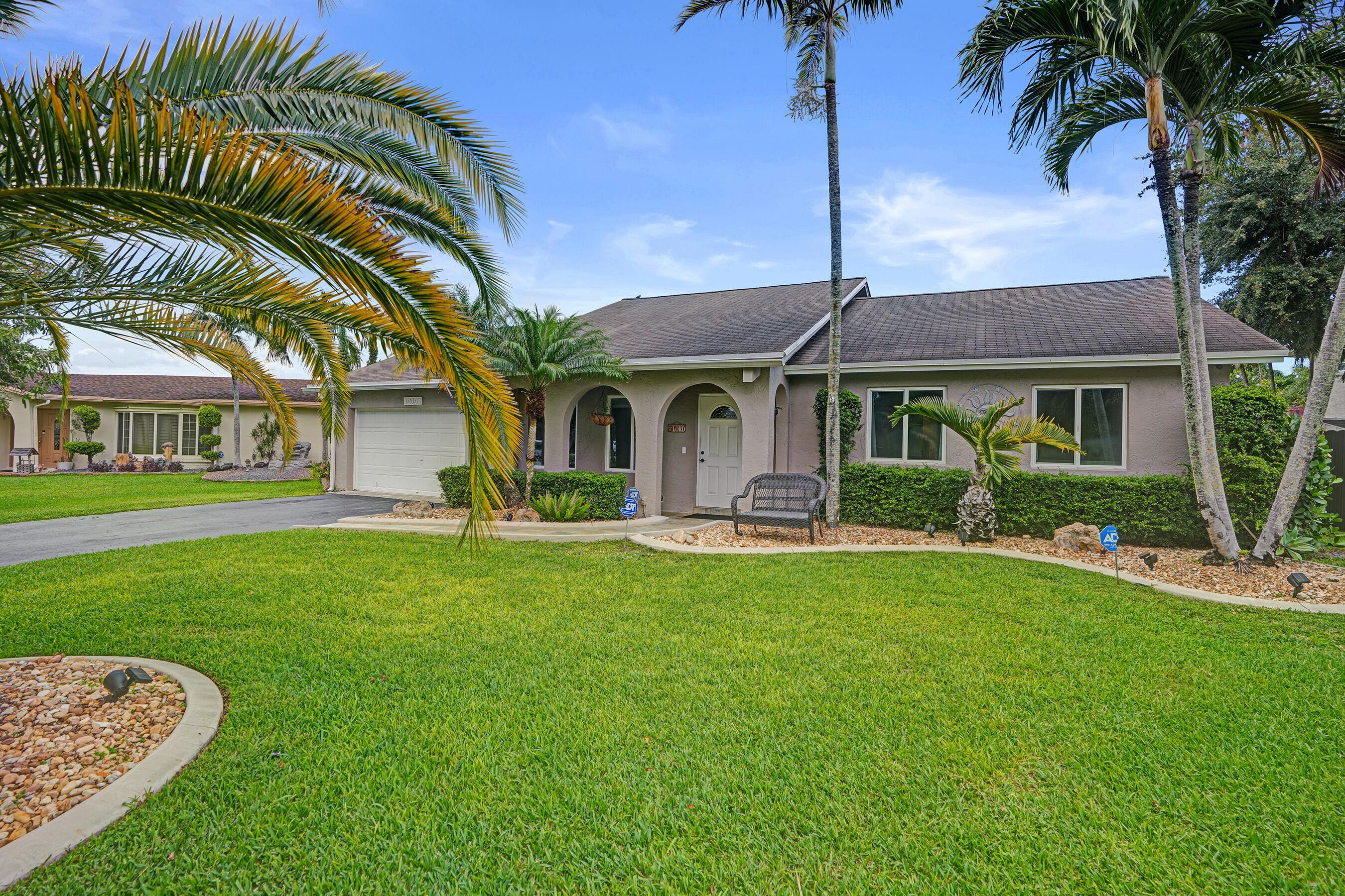 10141 SW 49th Court, Cooper City, FL 33328 - Photo 4