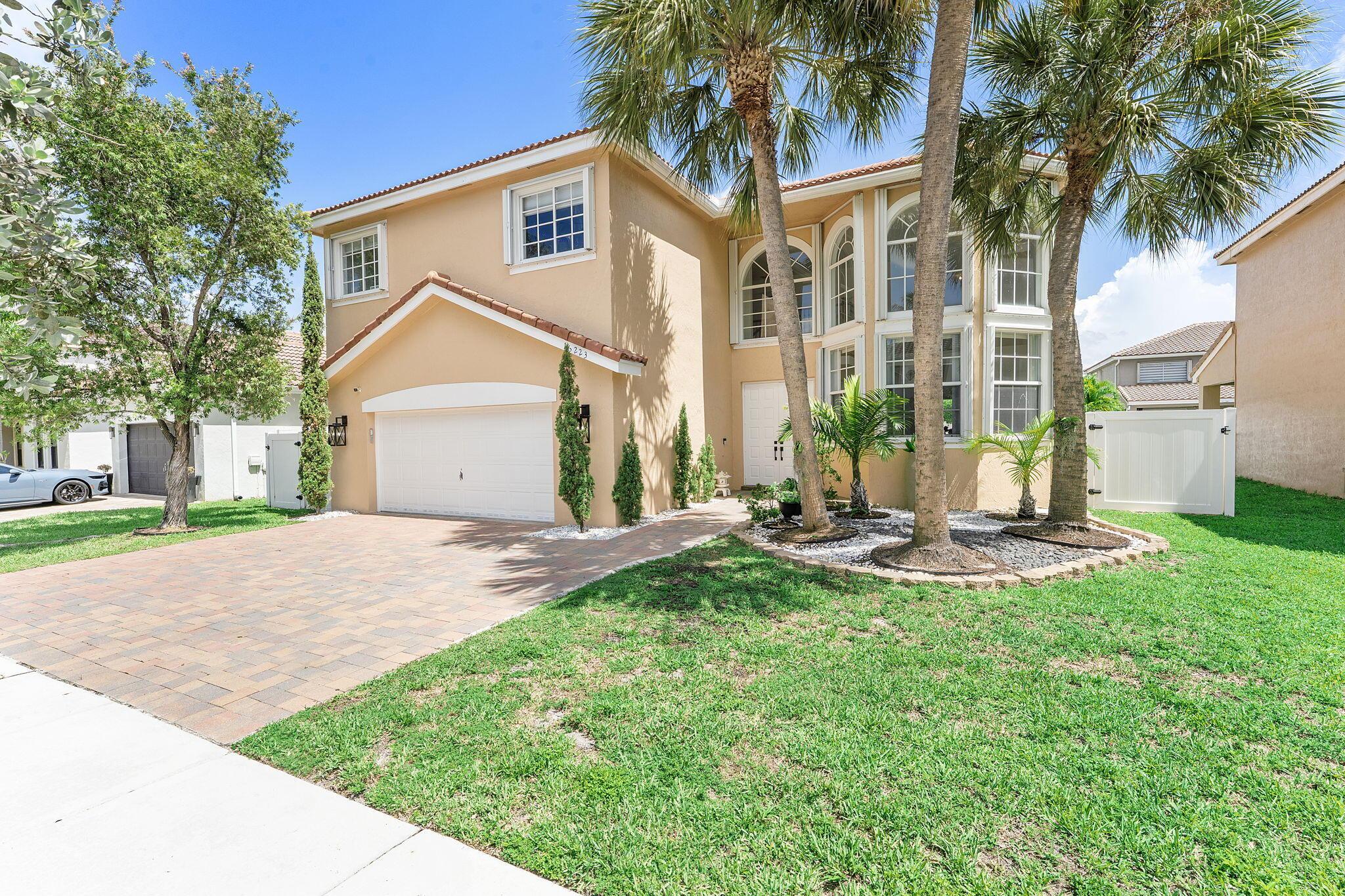 16223 SW 15th Street, Pembroke Pines, FL 33027 - Photo 2
