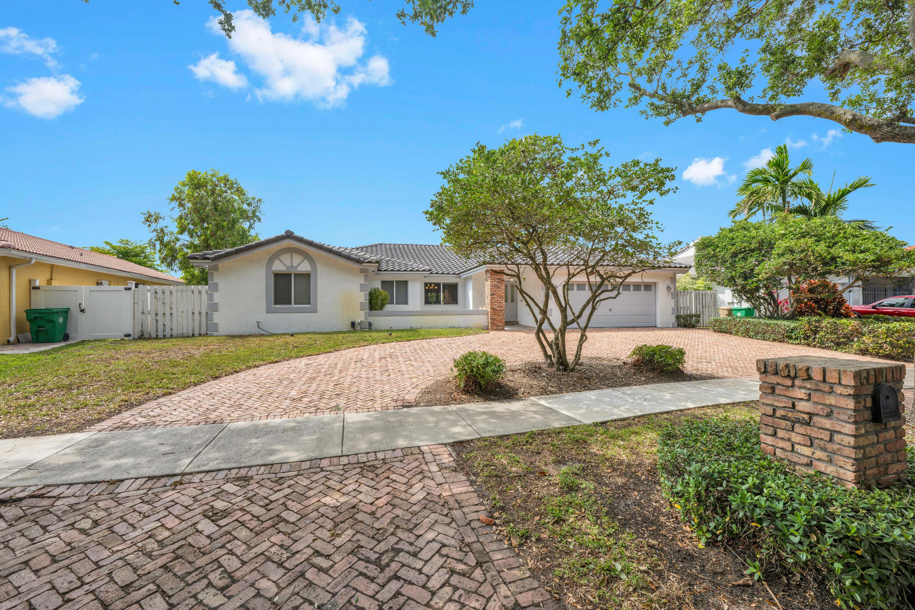 5791 Hawkes Bluff Avenue, Davie, FL 33331 - Photo 4