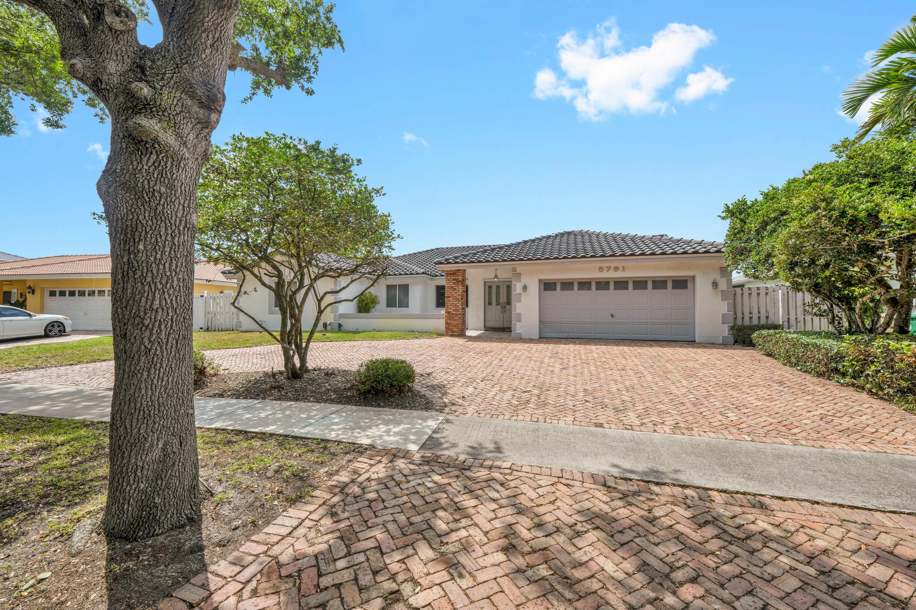 5791 Hawkes Bluff Avenue, Davie, FL 33331 - Photo 3
