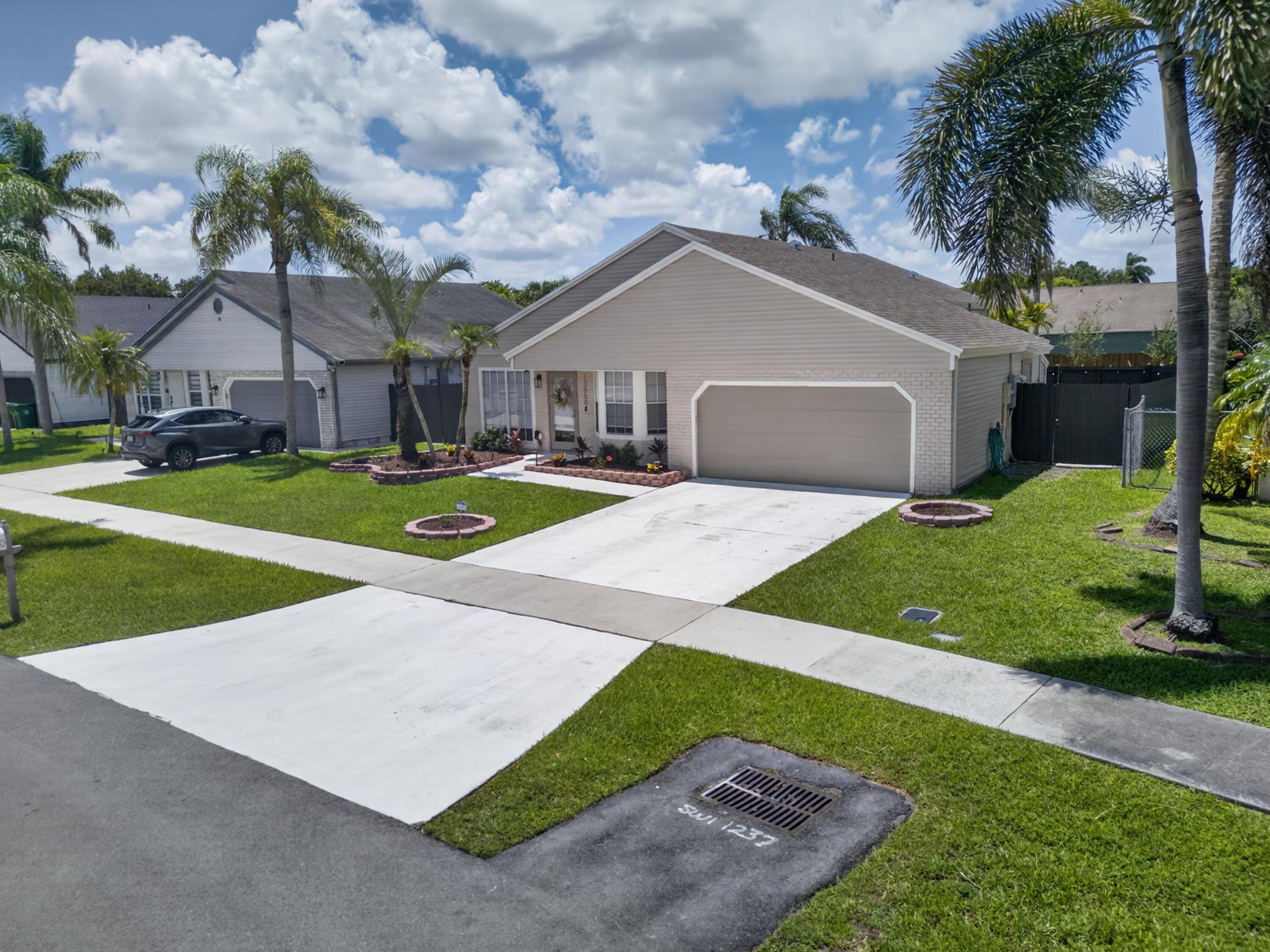 13560 SW 9th Court, Davie, FL 33325 - Photo 5