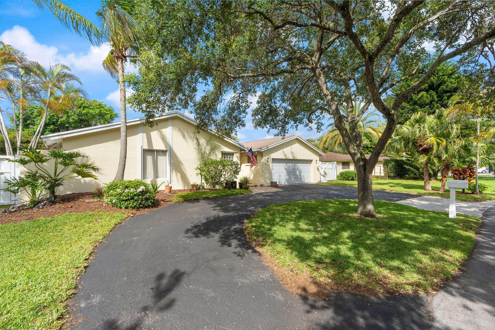 4010 W Sailboat Drive, Cooper City, FL 33026 - Photo 4