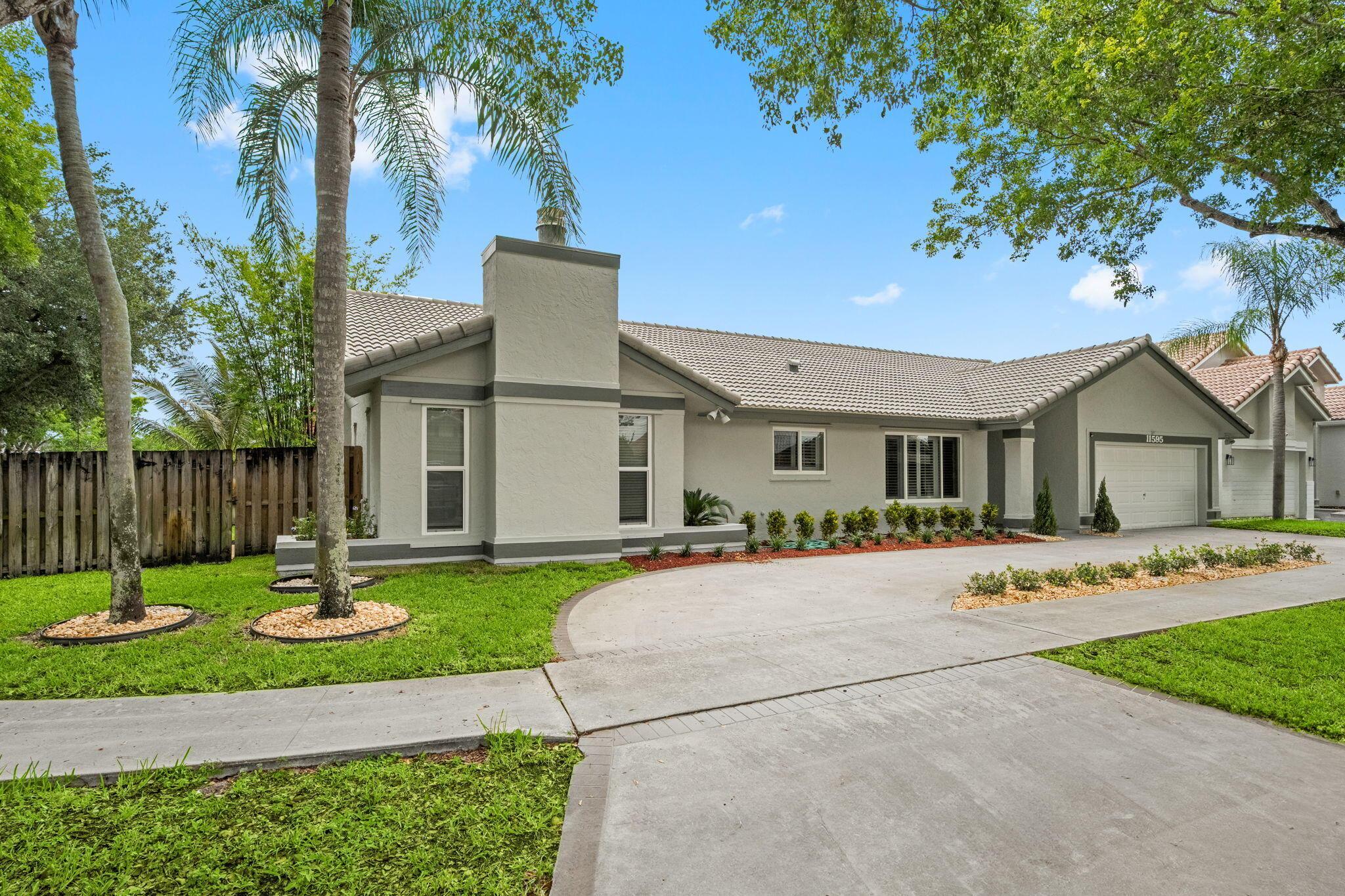 11595 S Quayside Drive, Cooper City, FL 33026 - Photo 2
