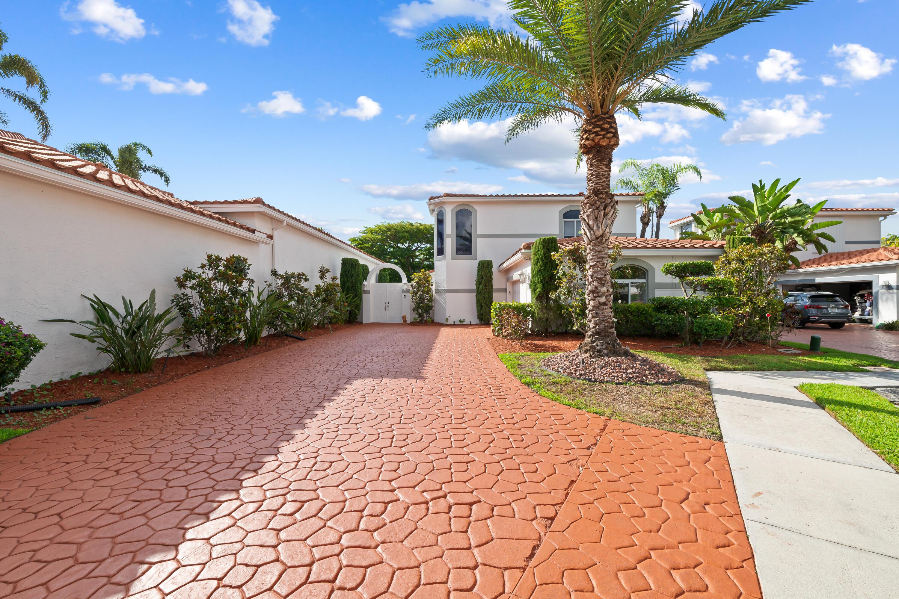 980 SW Bel Aire Dr Terrace 980, Pembroke Pines, FL 33027 - Photo 4