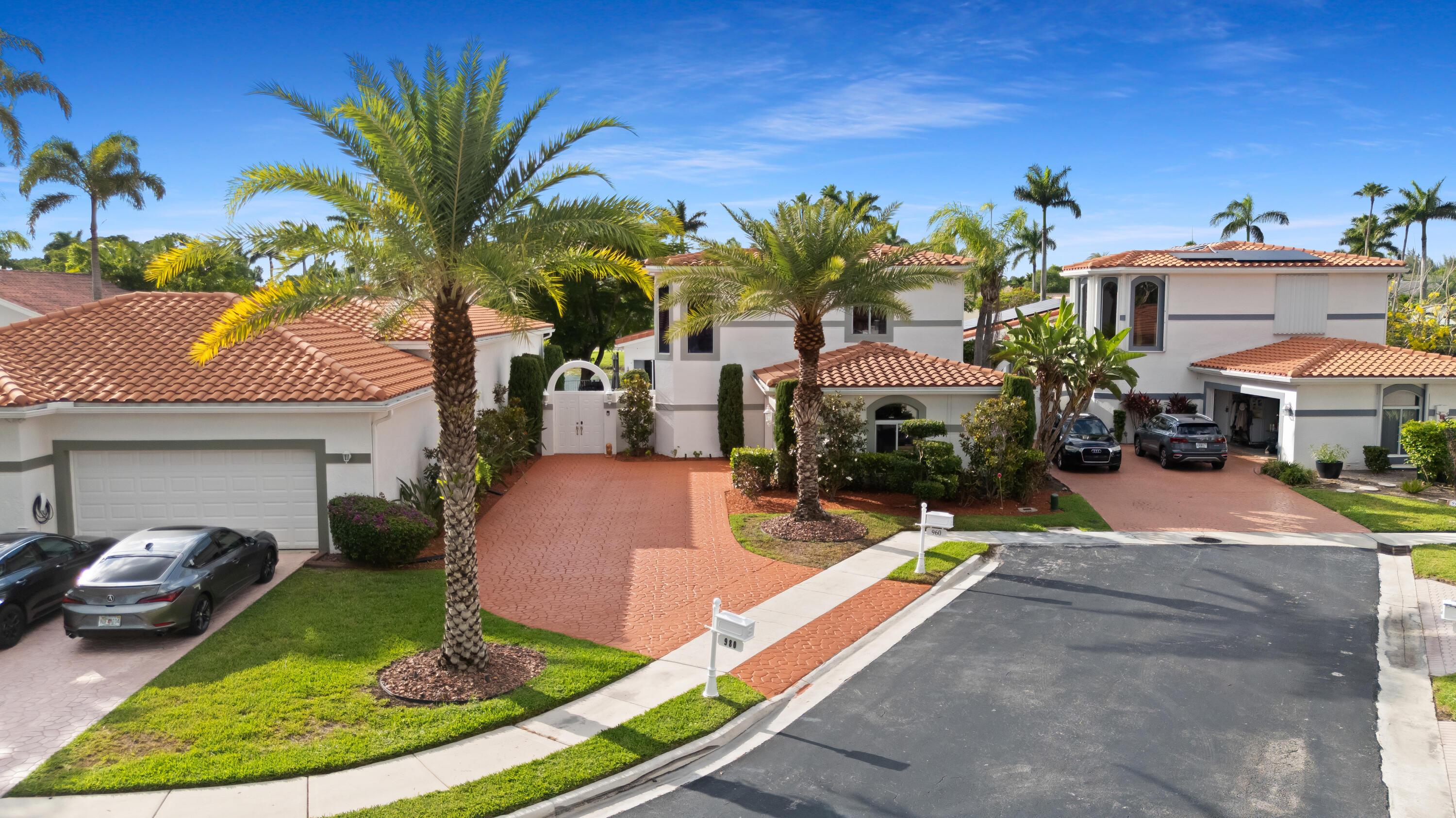980 SW Bel Aire Dr Terrace 980, Pembroke Pines, FL 33027 - Photo 5