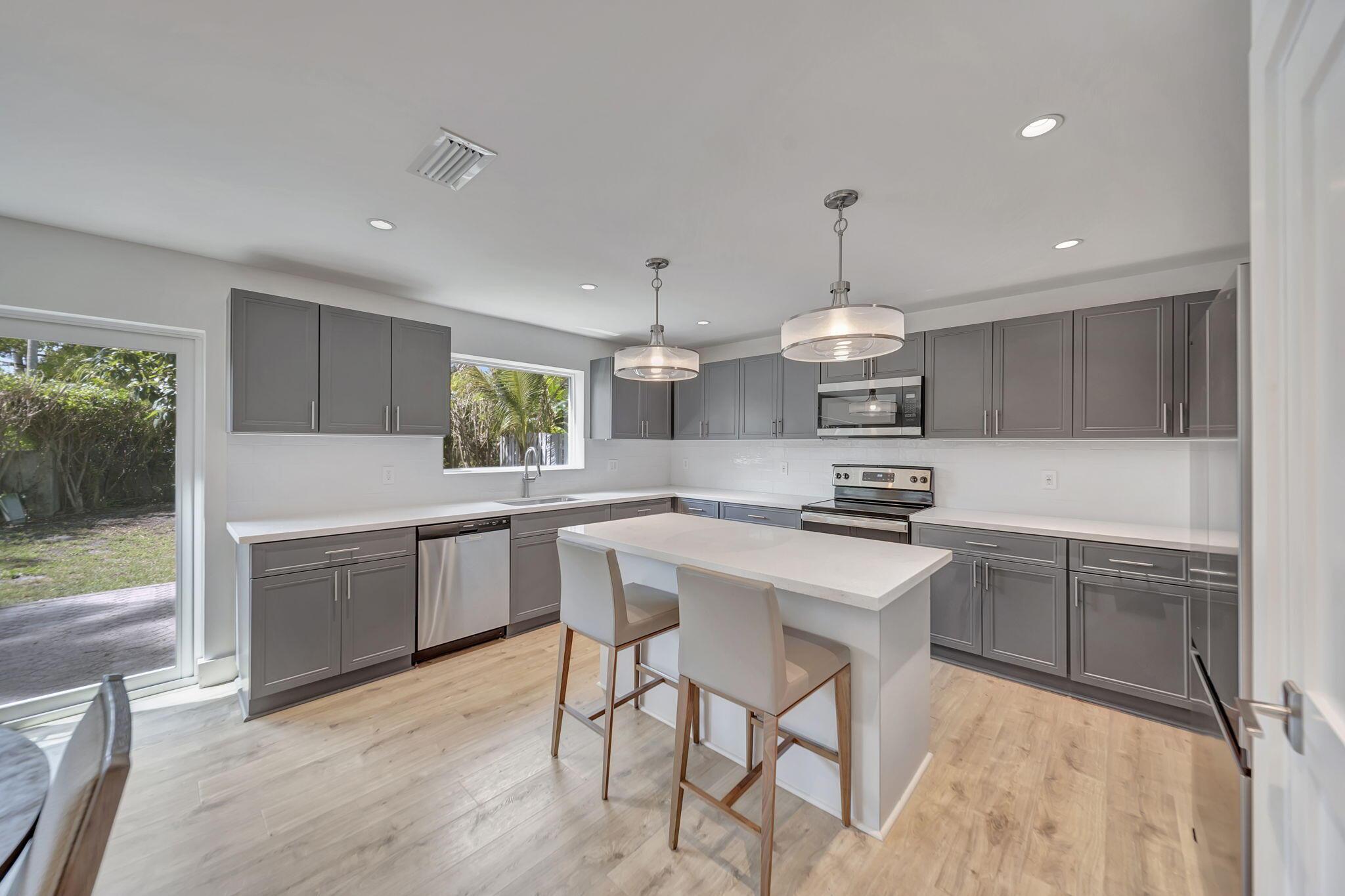 5631 NW 43rd Way, Coconut Creek, FL 33073 - Photo 5