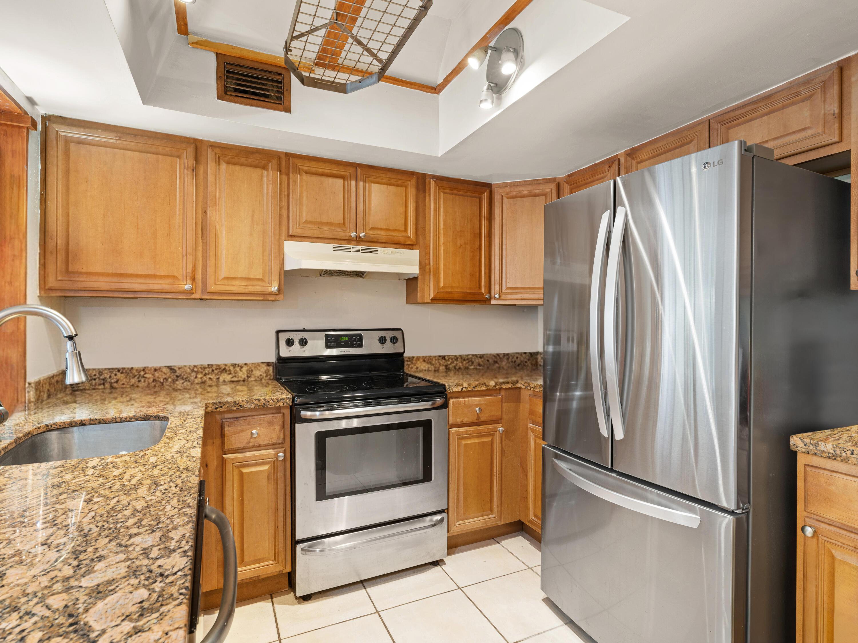 811 SE 4th Avenue C103, Dania Beach, FL 33004 - Photo 5