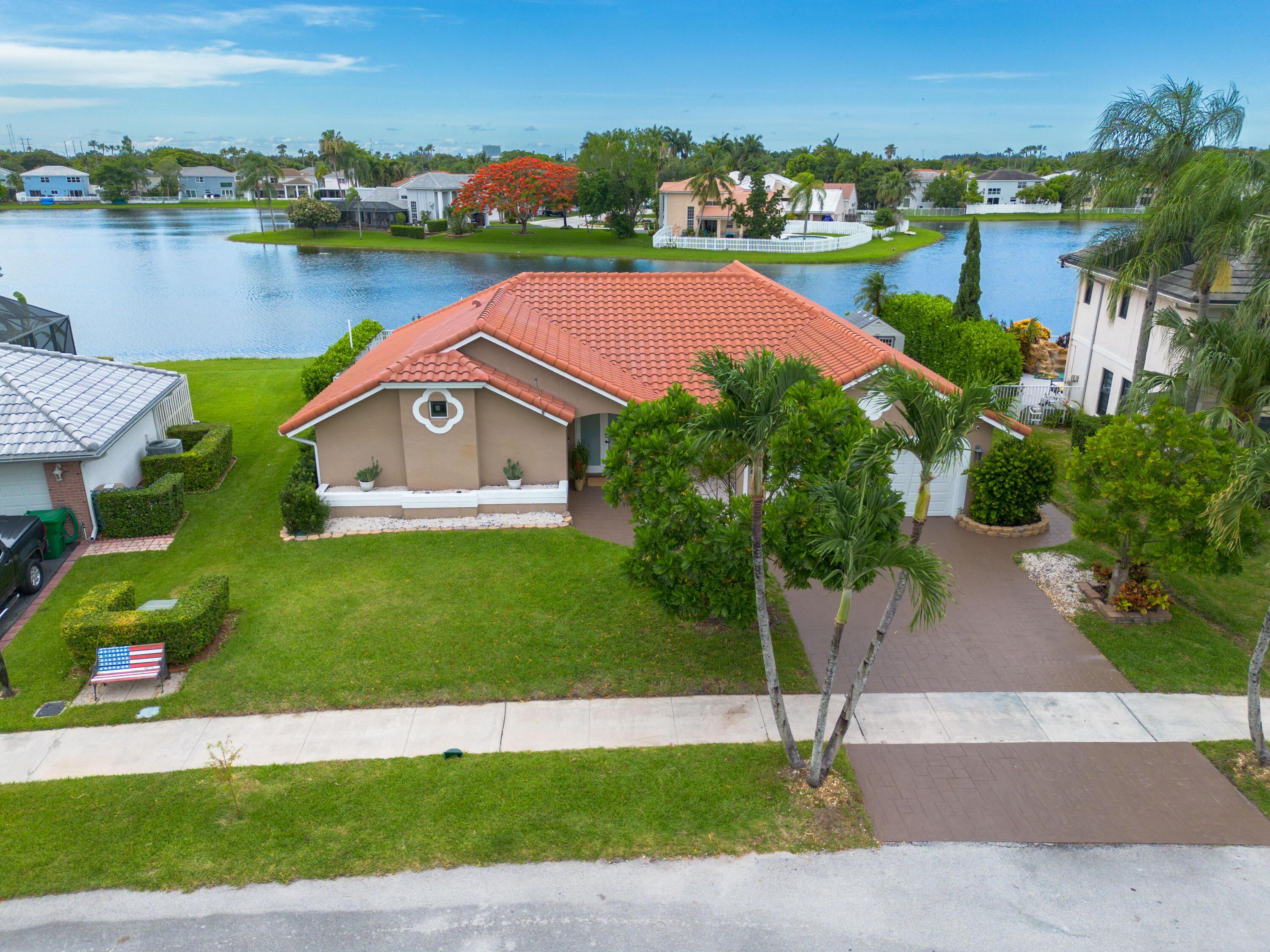14211 Appalachian Trail, Davie, FL 33325 - Photo 3