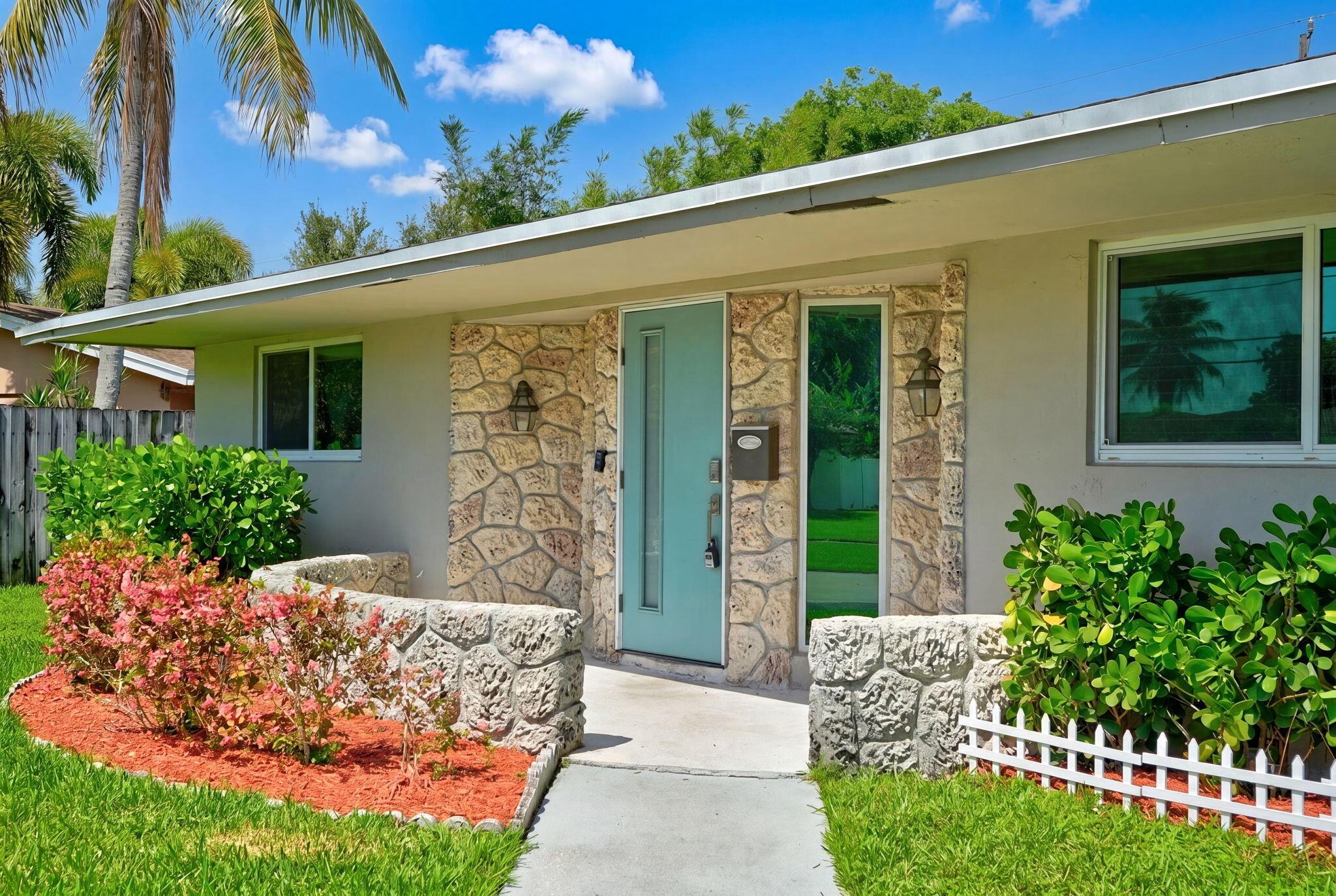 641 NW 43rd Avenue, Coconut Creek, FL 33066 - Photo 2