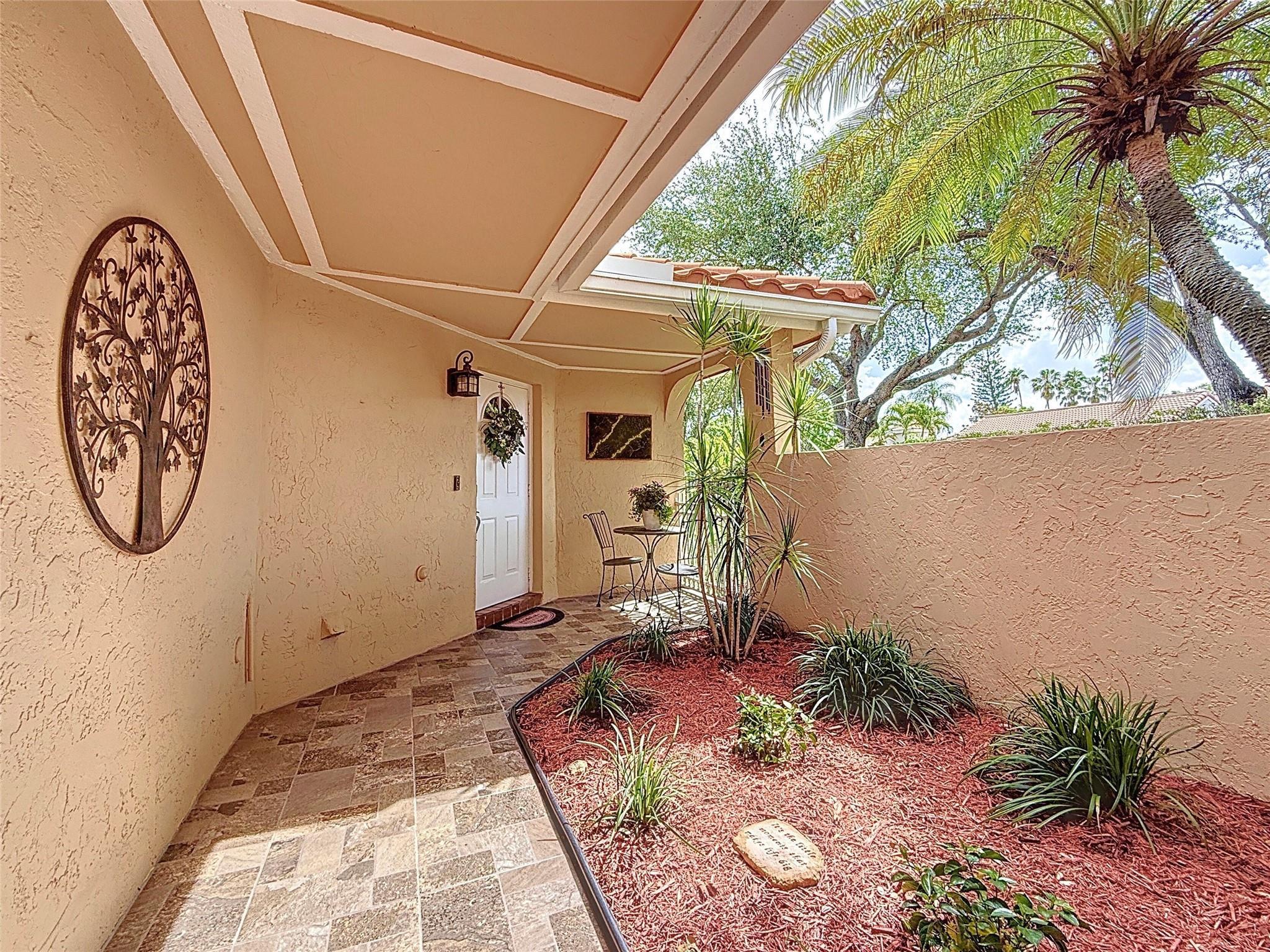 1420 Seagrape Circle, Weston, FL 33326 - Photo 2