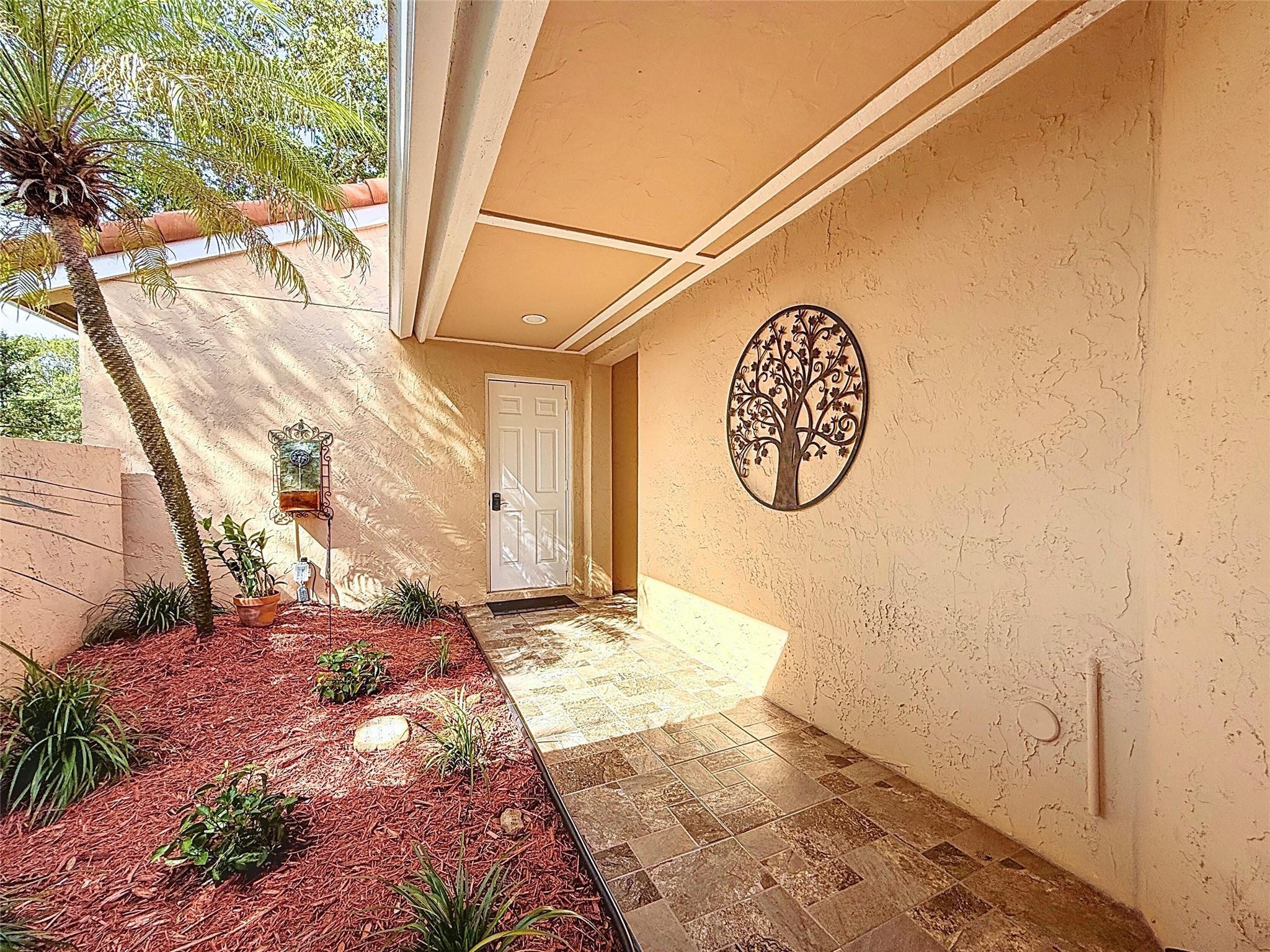 1420 Seagrape Circle, Weston, FL 33326 - Photo 3