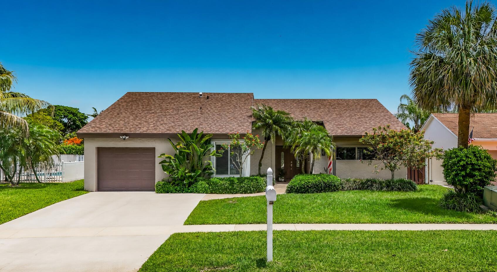 16751 Redwood Way, Weston, FL 33326 - Photo 3