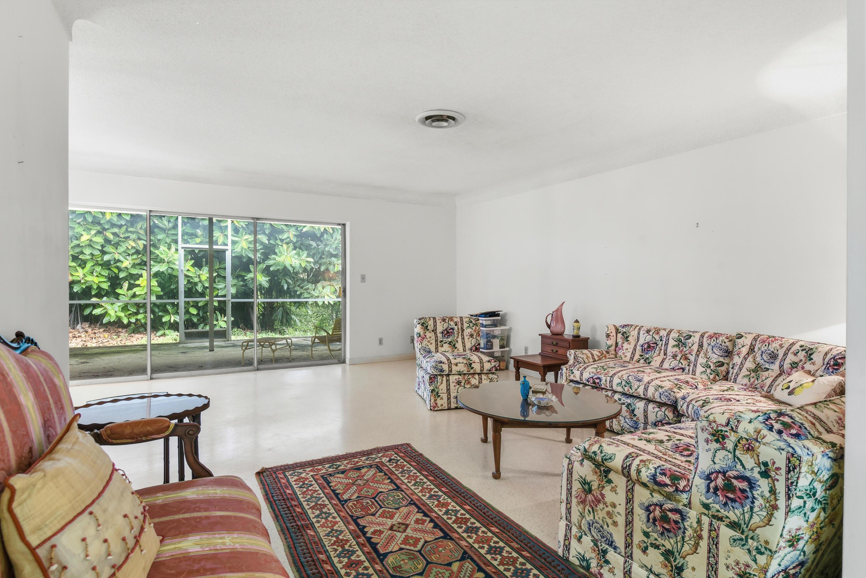 91 SW 11th Avenue, Boca Raton, FL 33486 - Photo 4